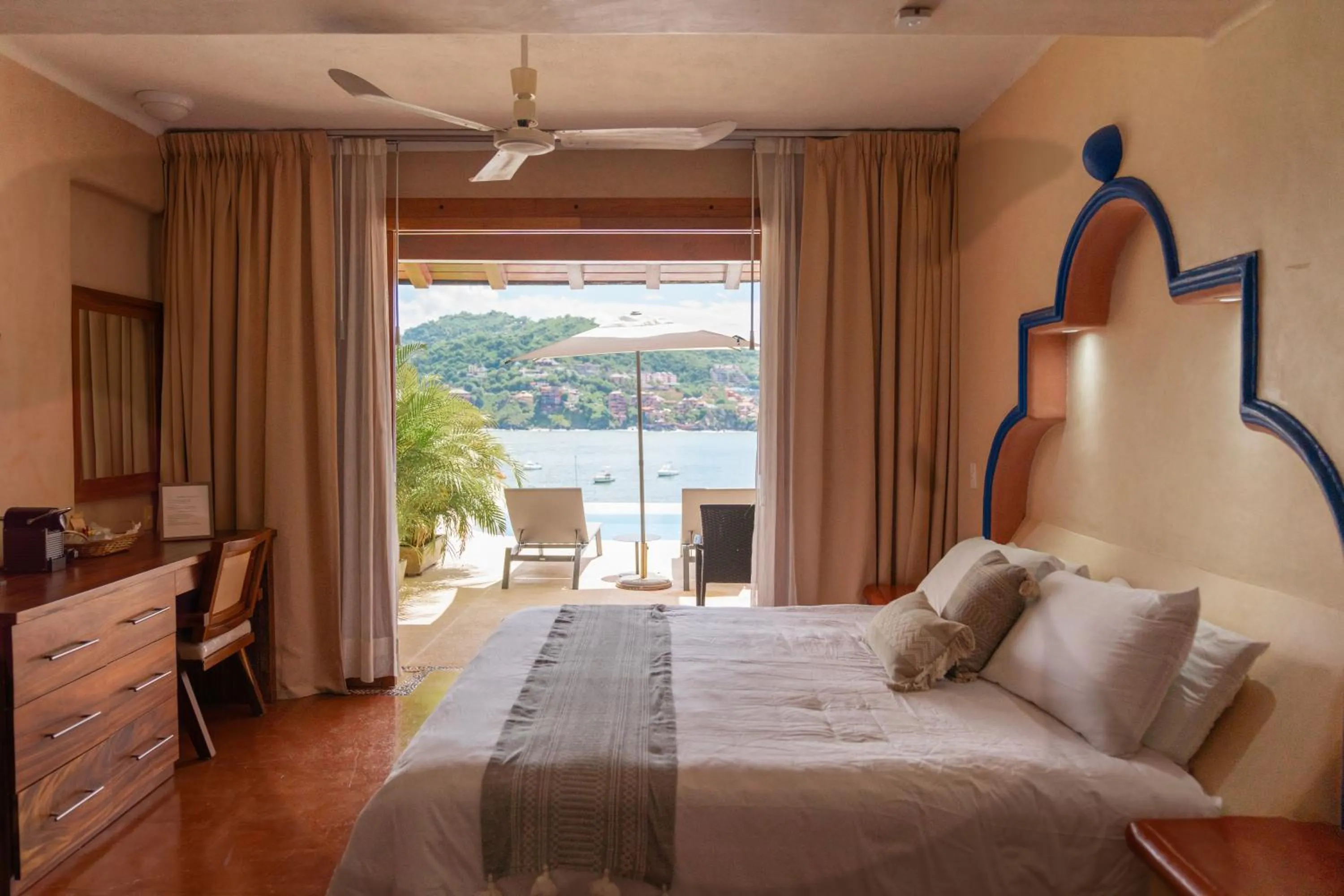 Bed in Villa del Pescador