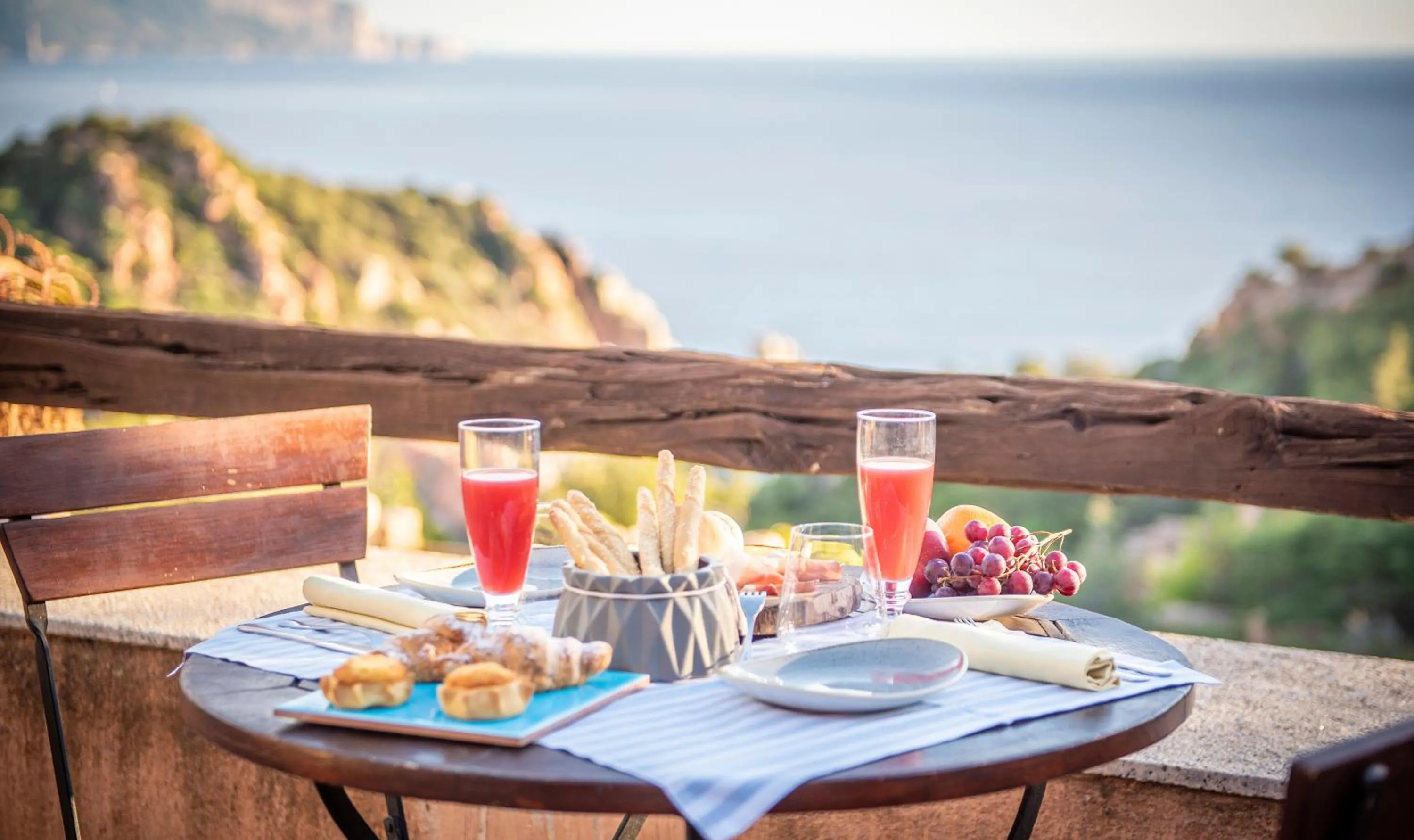 Food and drinks in Hotel Monte Turri - Adults Only