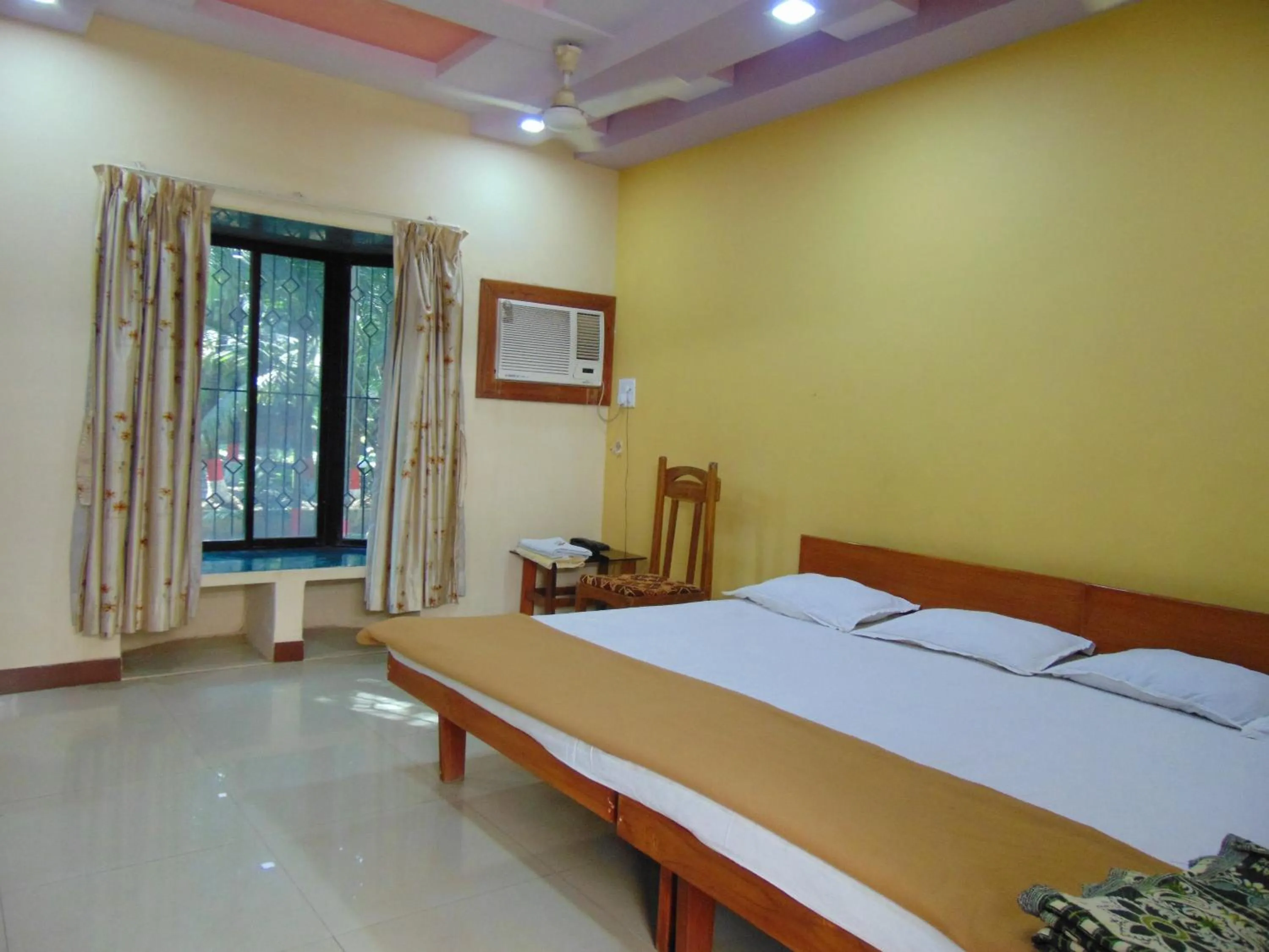 Family, Bed in Jogalekar Cottage Alibaug