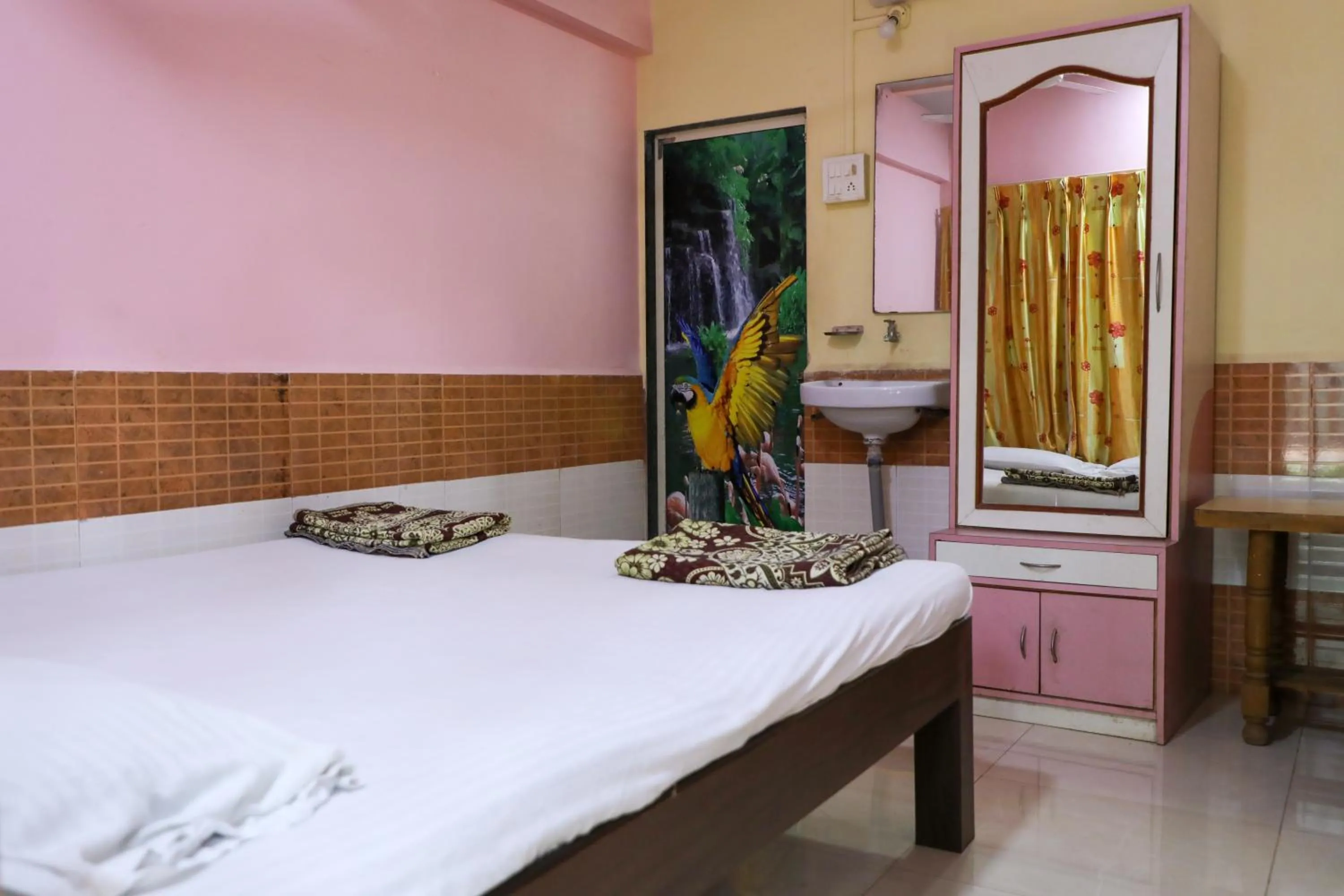 Bedroom, Bed in Jogalekar Cottage Alibaug
