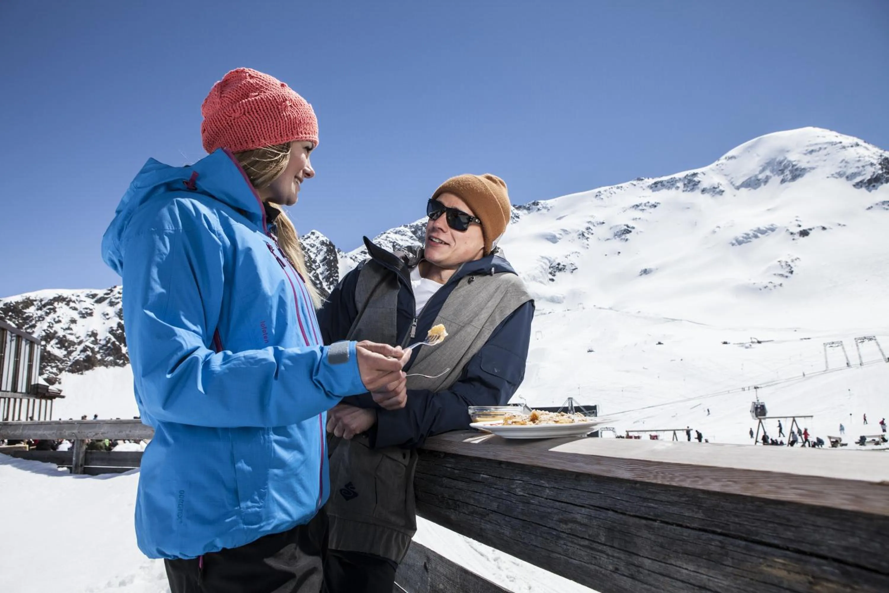 Ski School in Hotel Tia Apart