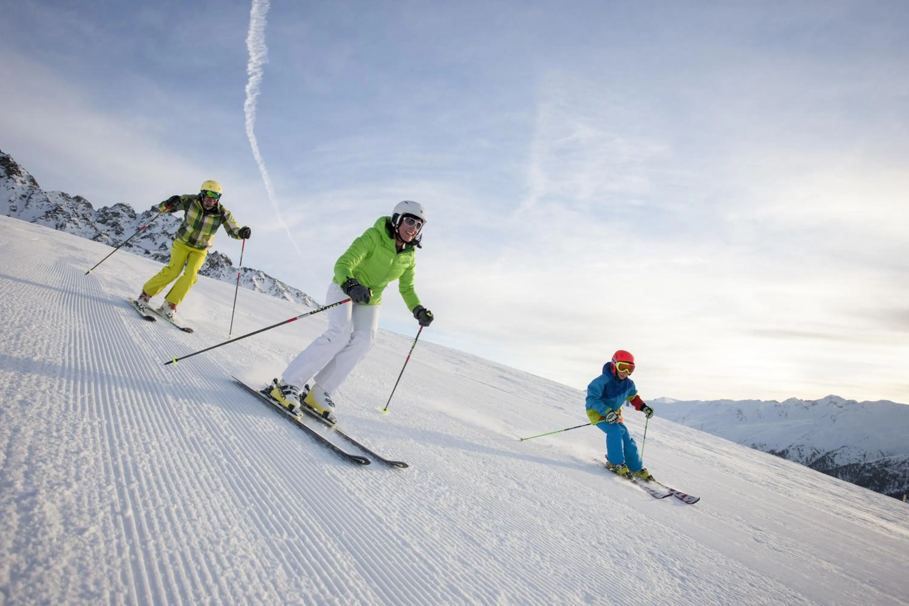 Ski School in Hotel Tia Apart