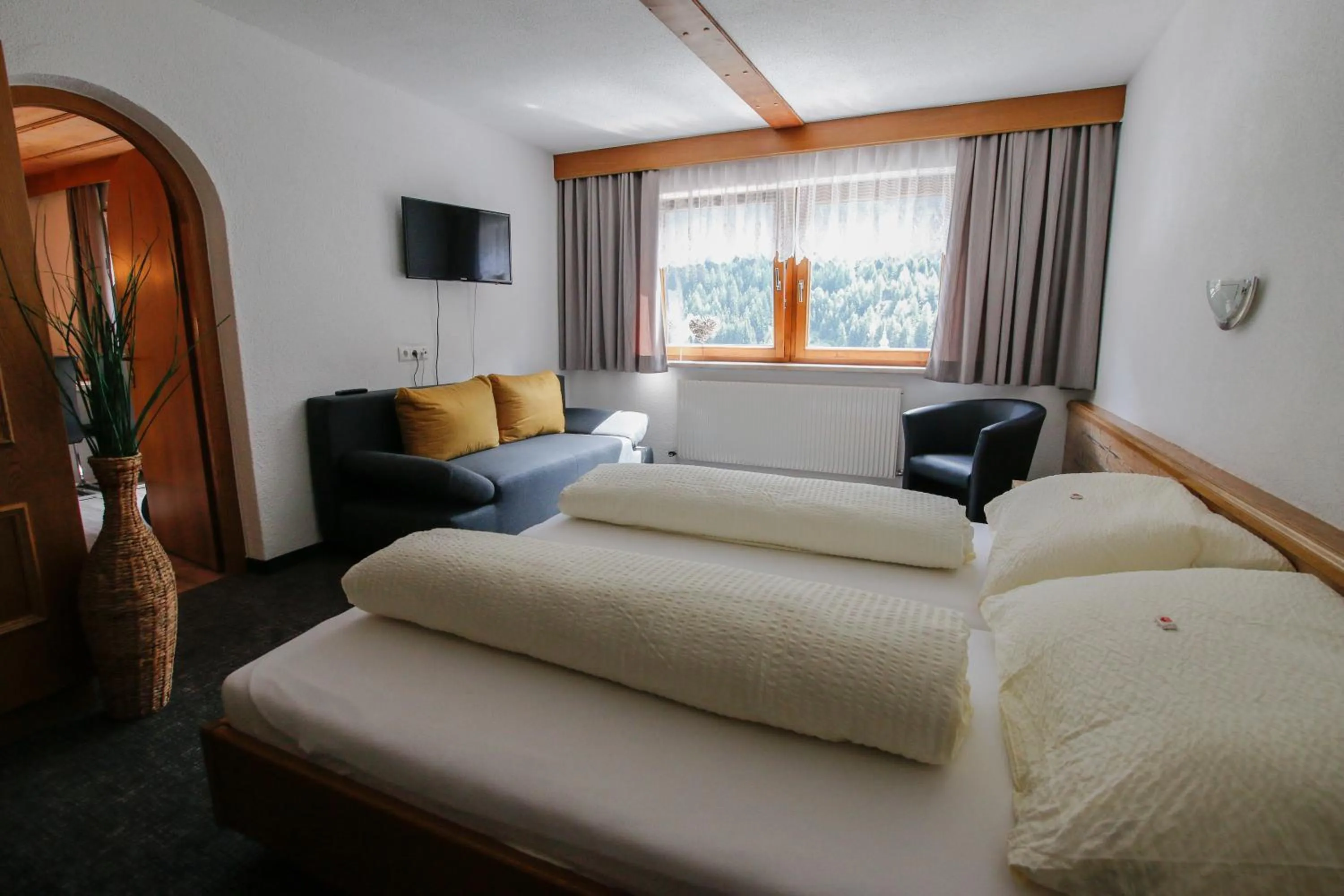 Photo of the whole room, Bed in Hotel Tia Apart