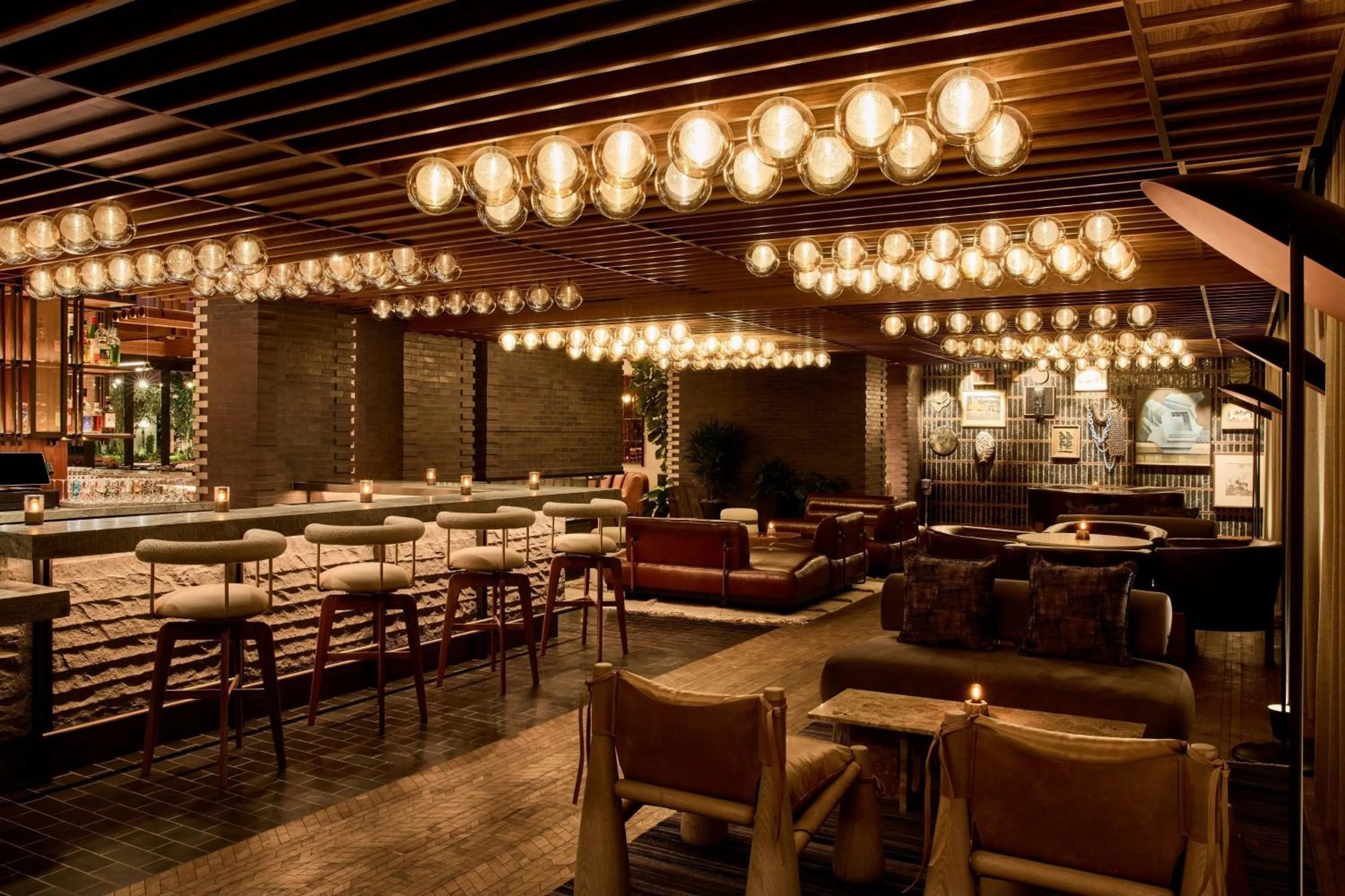 Lounge or bar in The REMI, Scottsdale, Autograph Collection