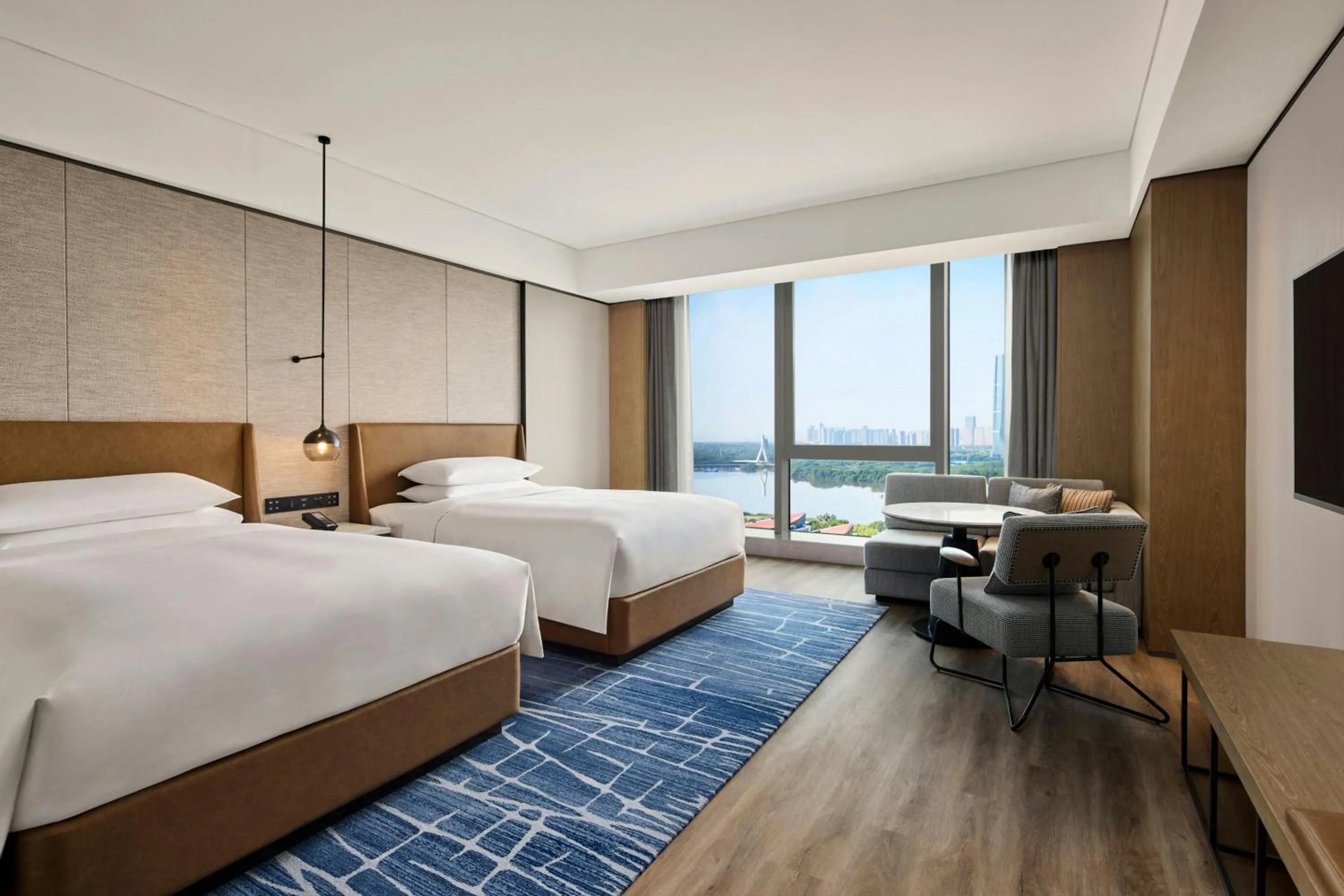 Photo of the whole room, Bed in Sheraton Grand Xiamen Jimei