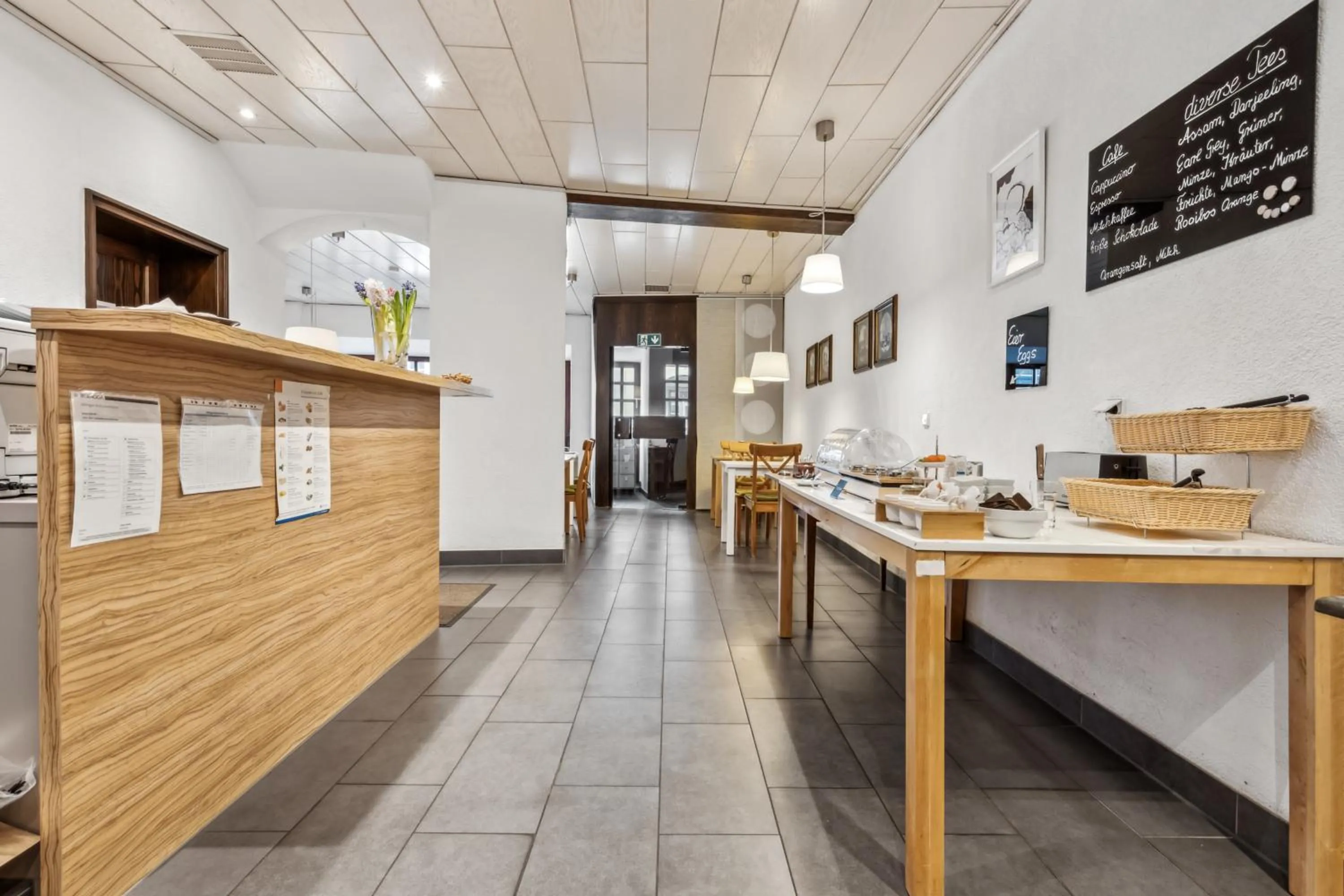 Food and drinks in Hotel zum Erwin