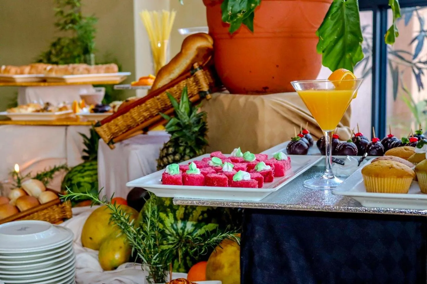 Buffet breakfast in Sportsview Hotel Kasarani