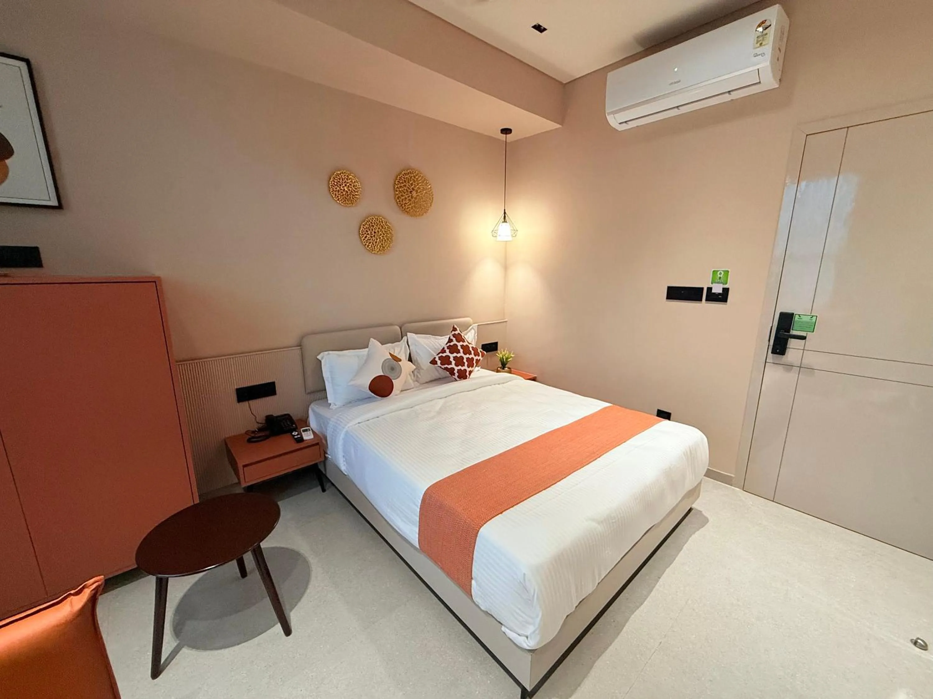 Bed in Hotel Fun Regency Motera Ahmadabad