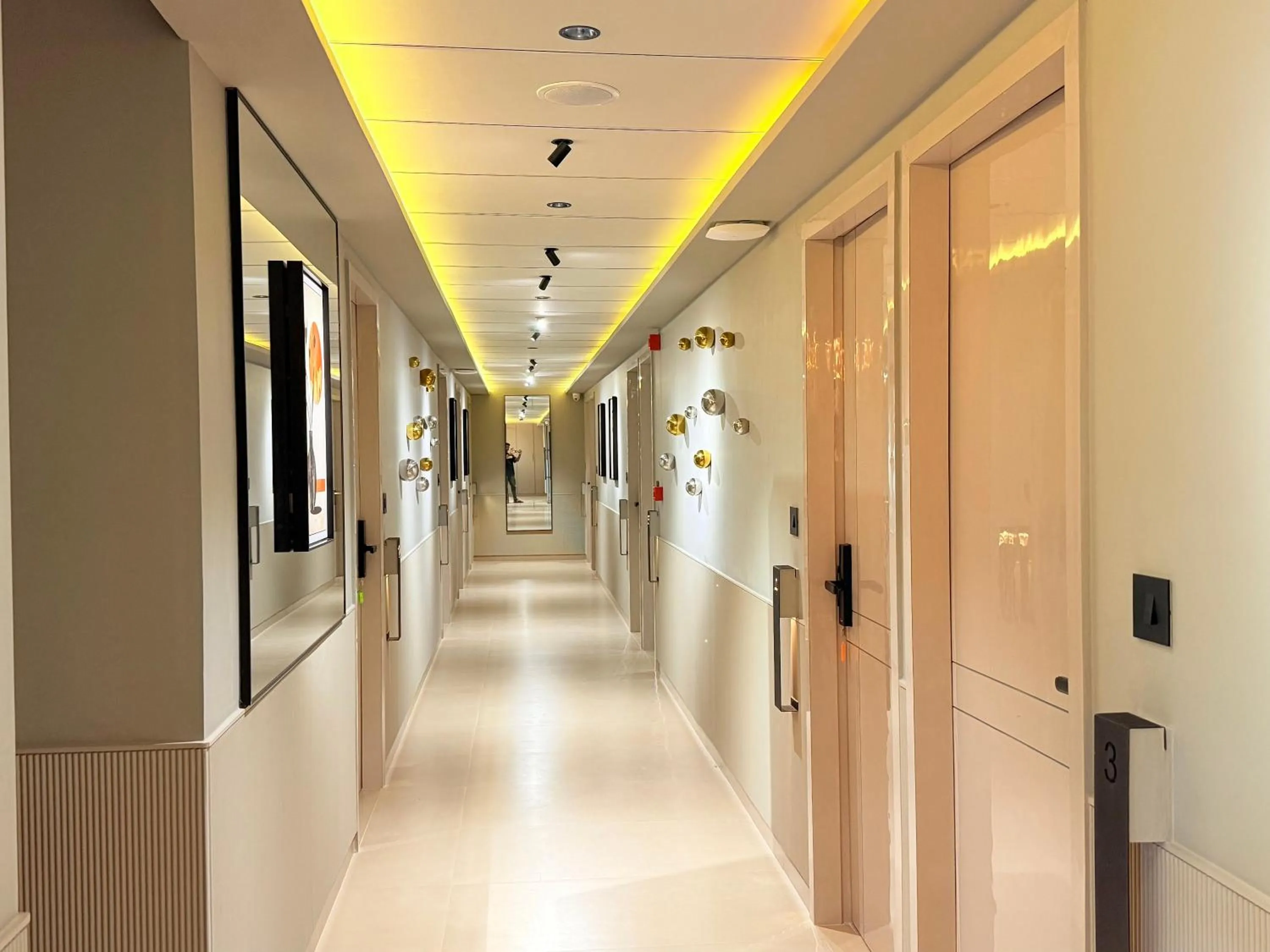 Lobby or reception in Hotel Fun Regency Motera Ahmadabad