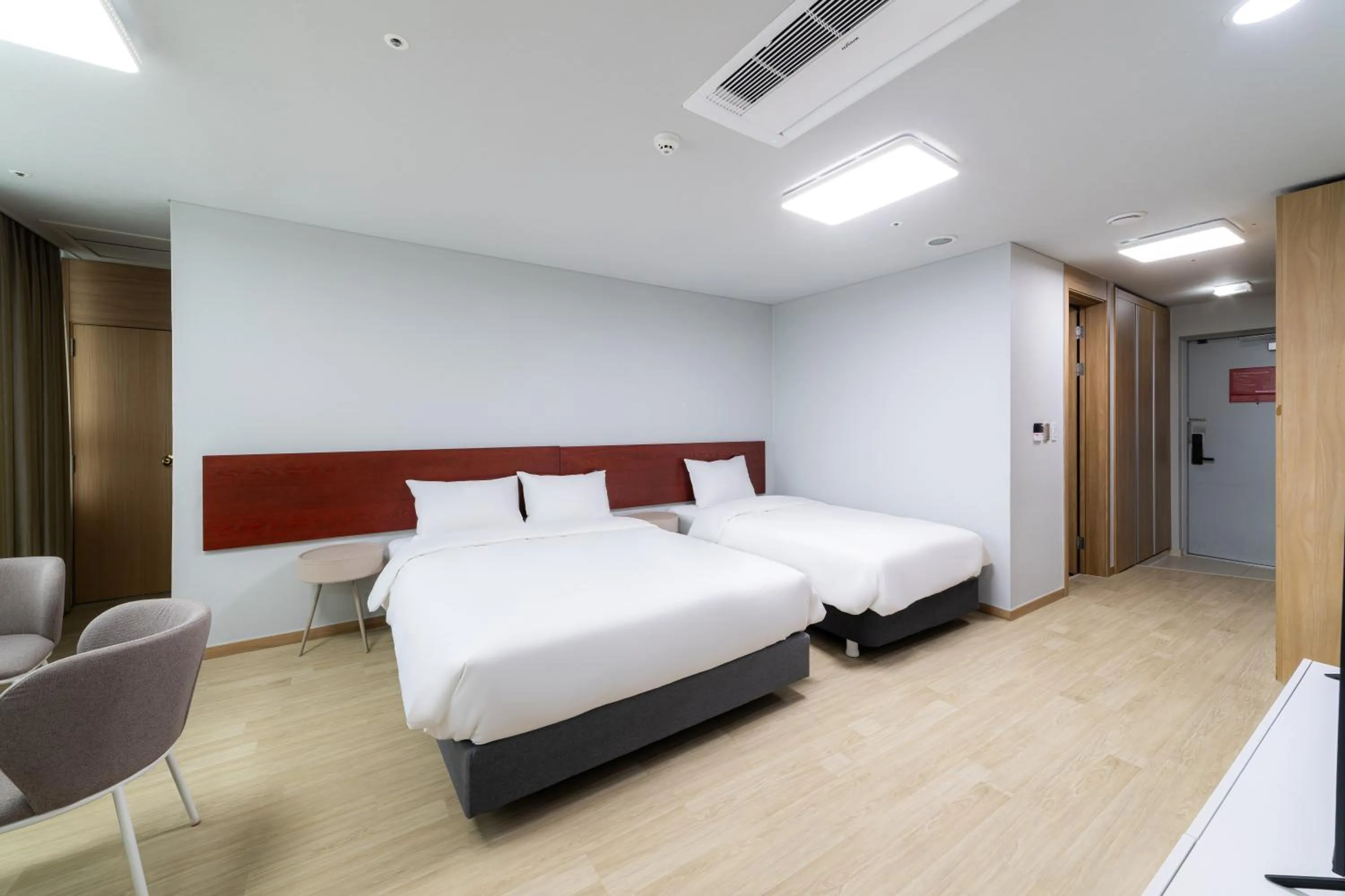 Bedroom, Bed in Hotel Modak Namdaemun