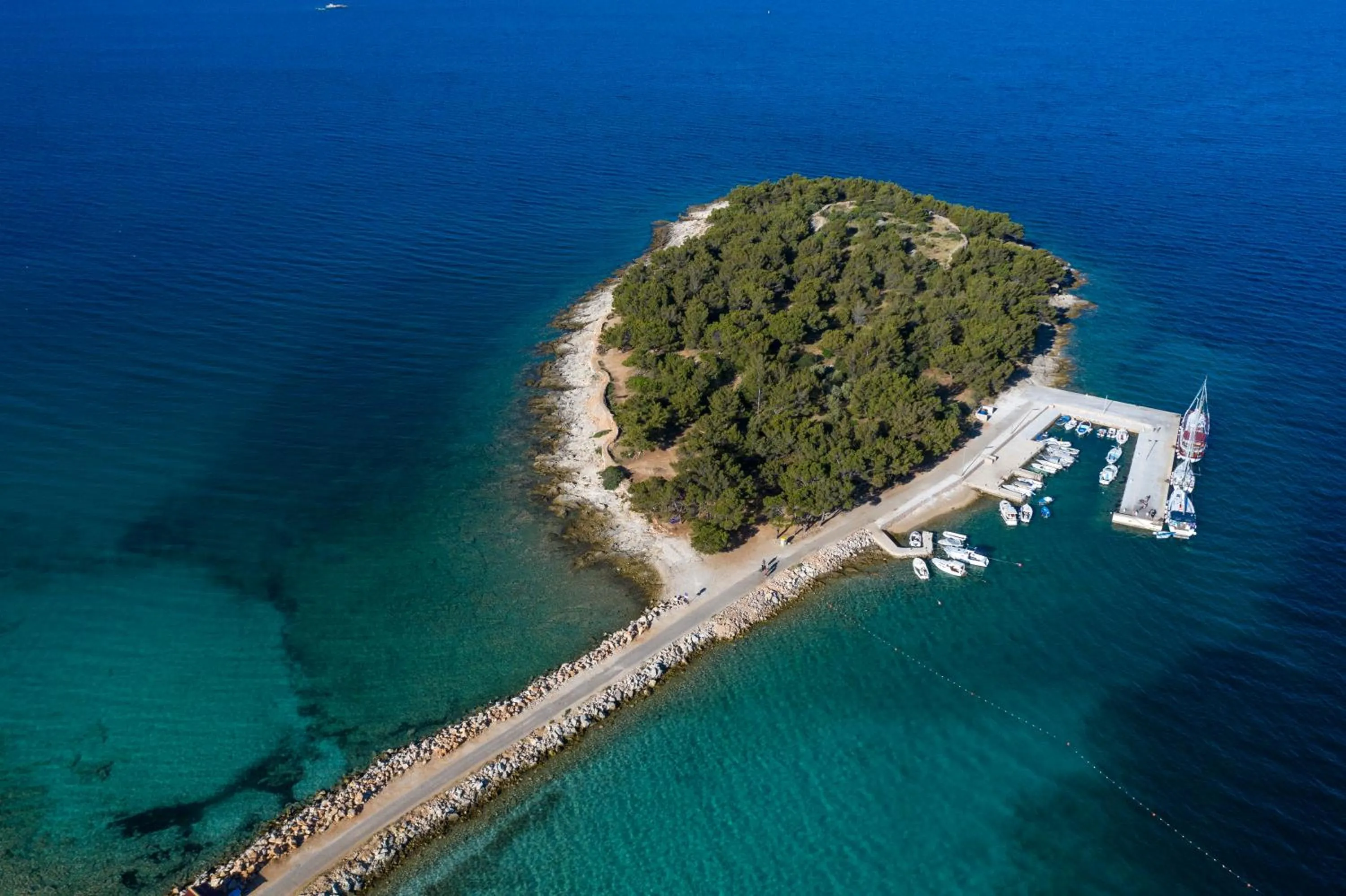 Neighbourhood in Hotel Murter