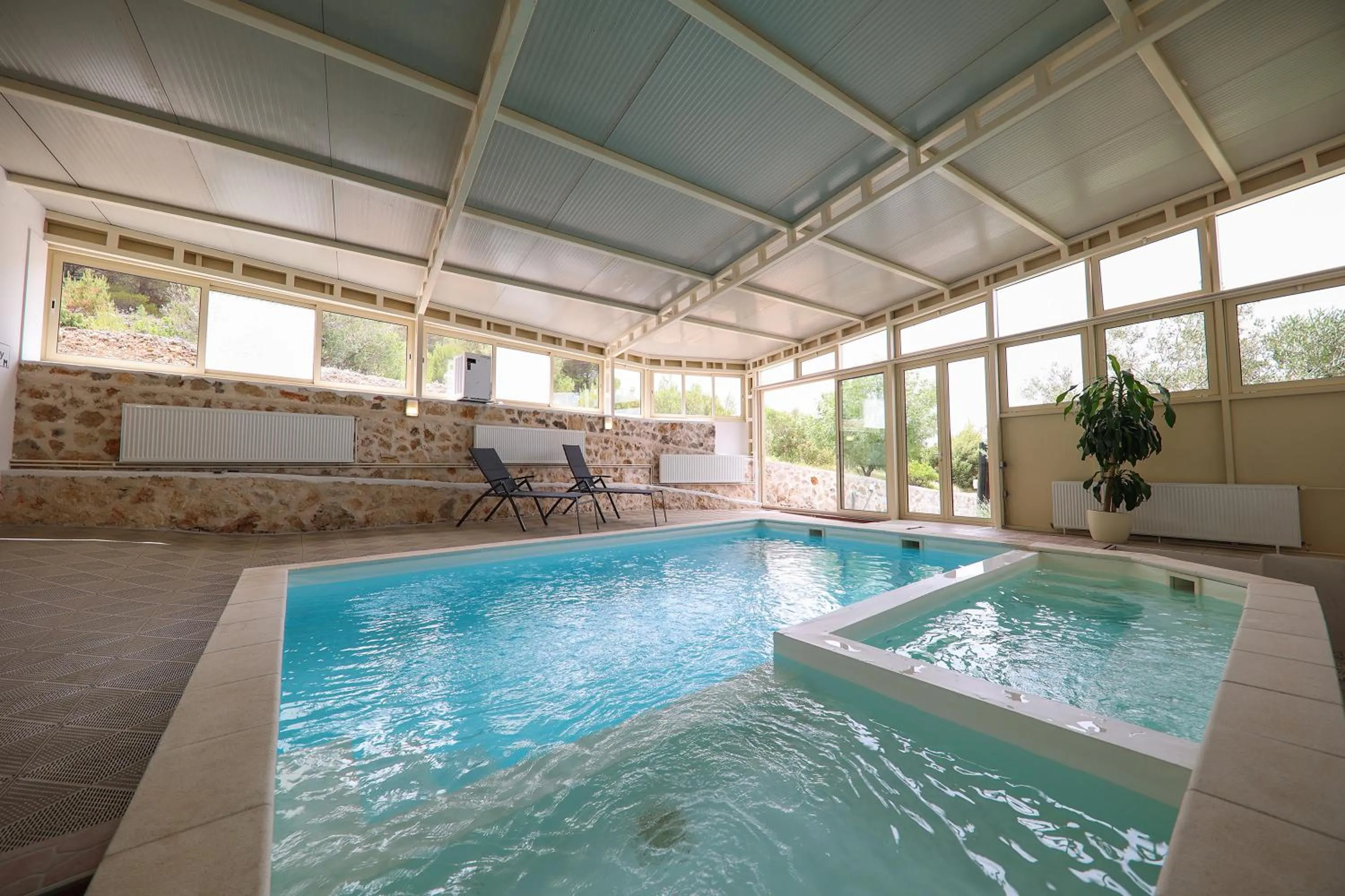 Swimming pool in Hotel Murter