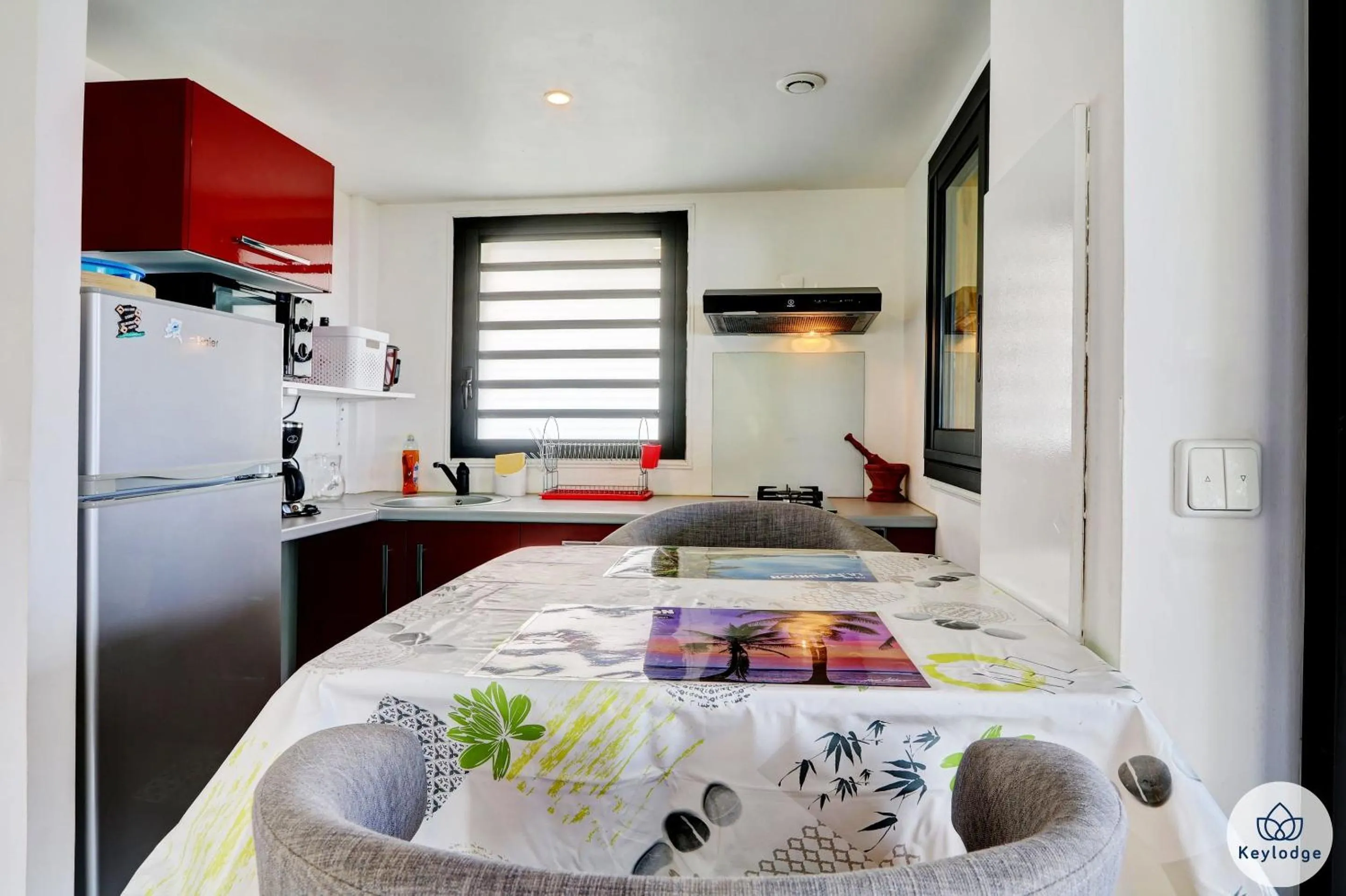 Dining area, Bed in Les Gites Le Bambou - 3 étoiles - Les Avirons