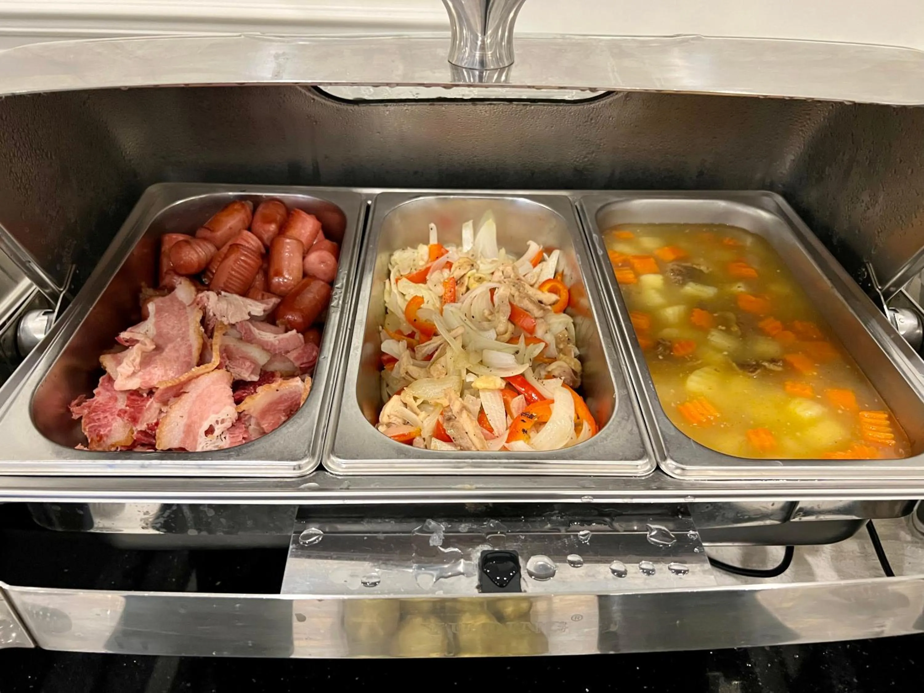 Paragon Noi Bai Pool And Best View Airport Hotel