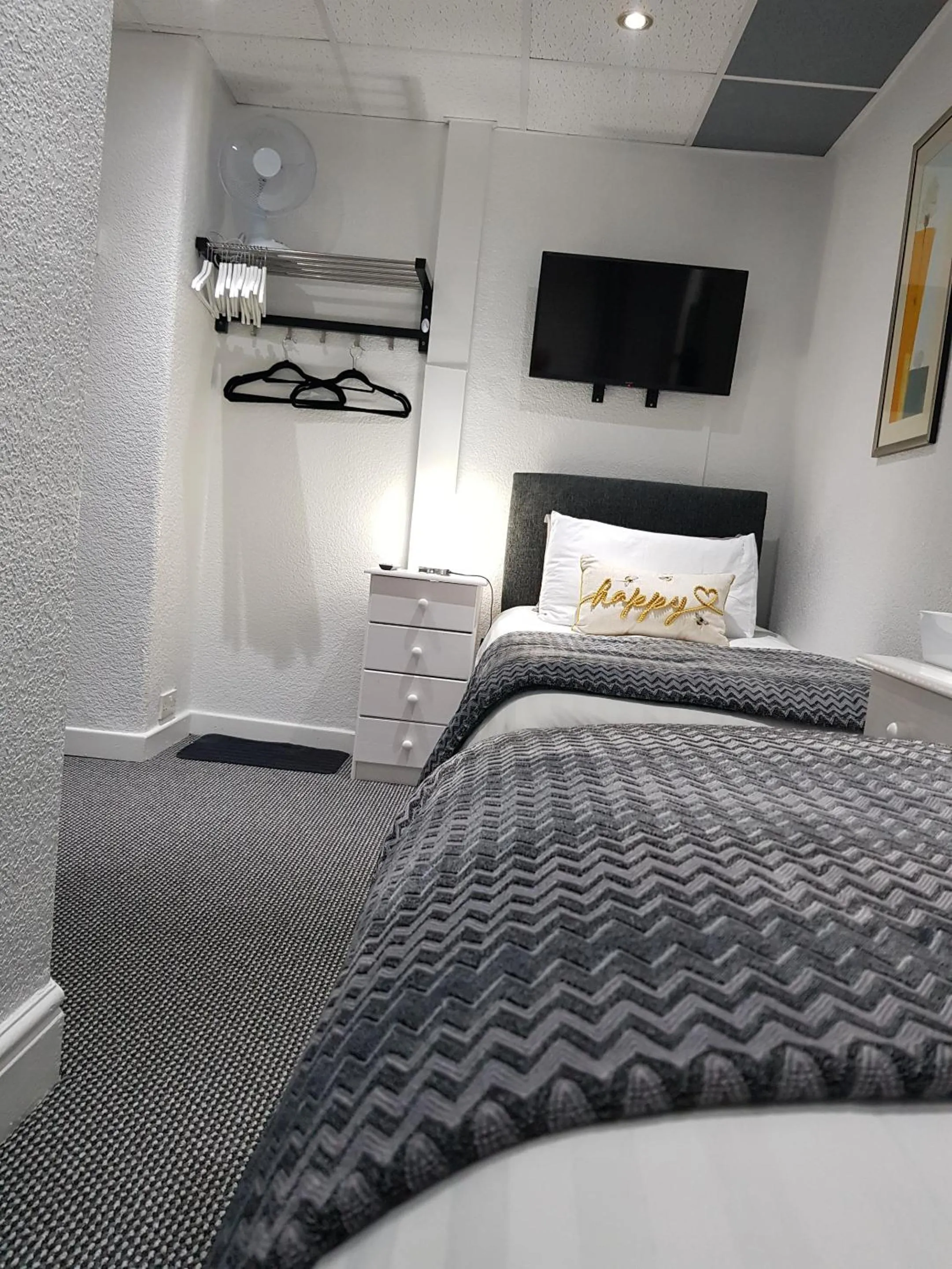 Bedroom, Bed in RockDene