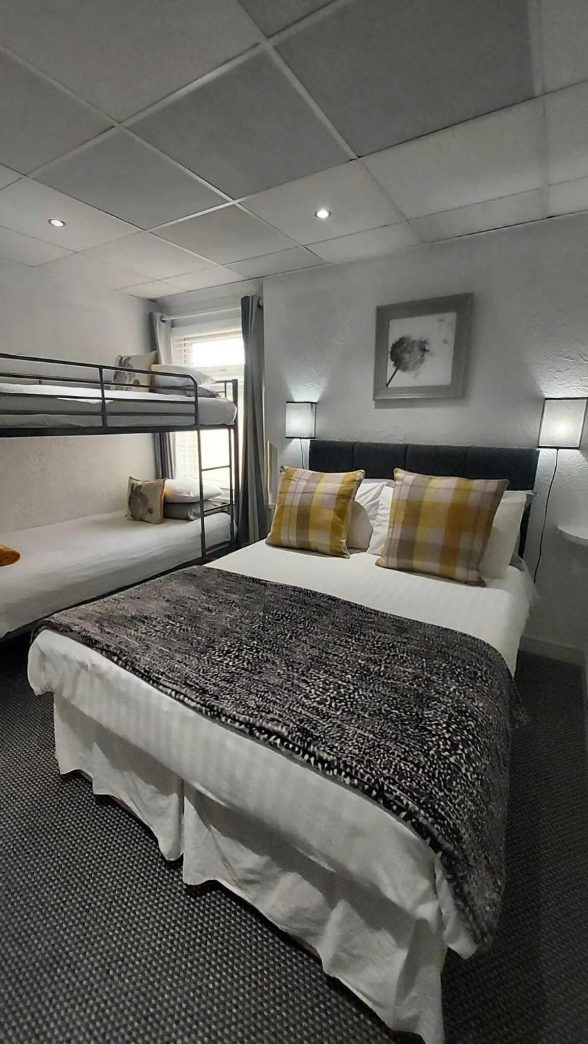 Bedroom, Bed in RockDene