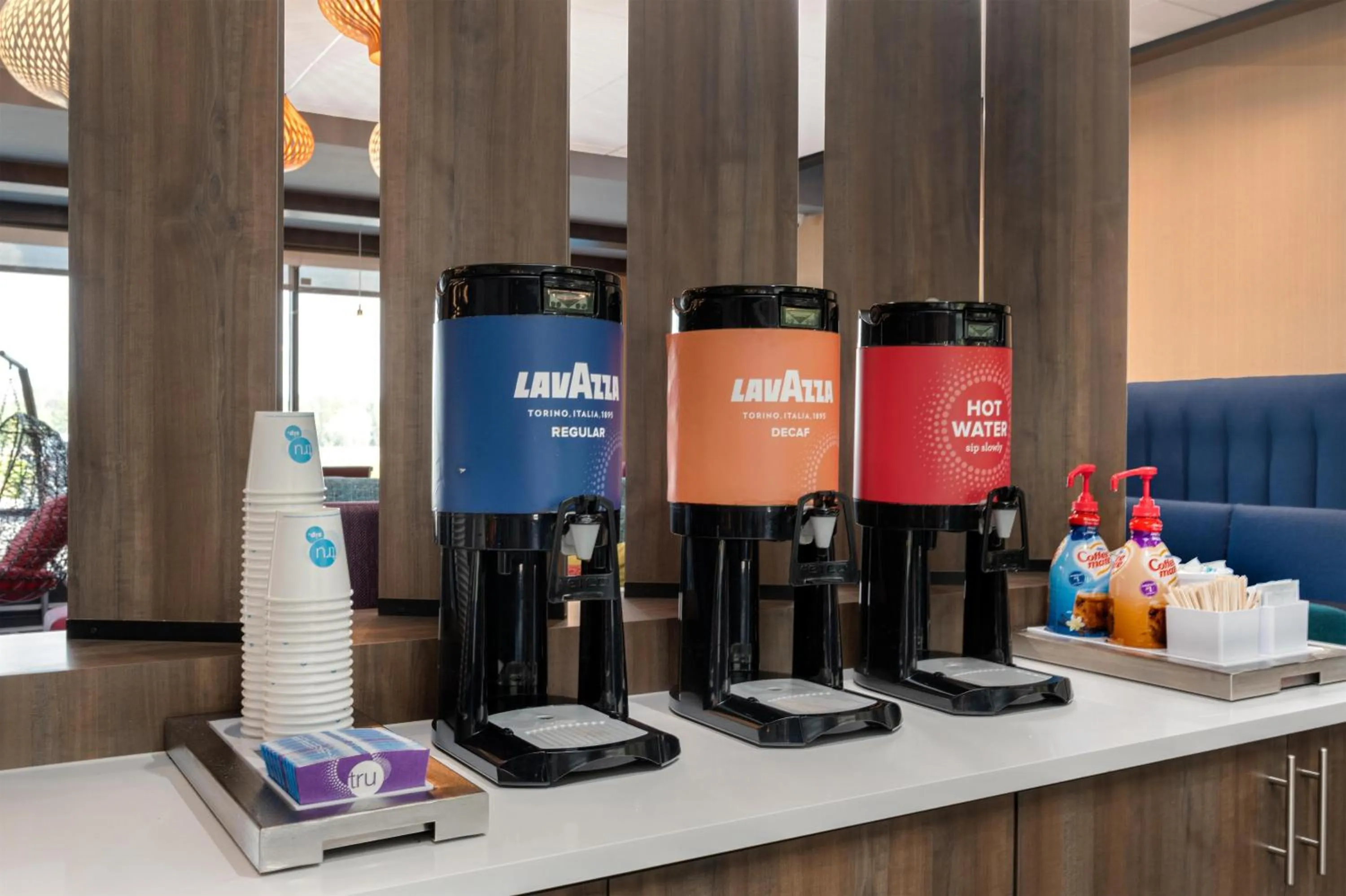 Dining area in Tru By Hilton Brunswick