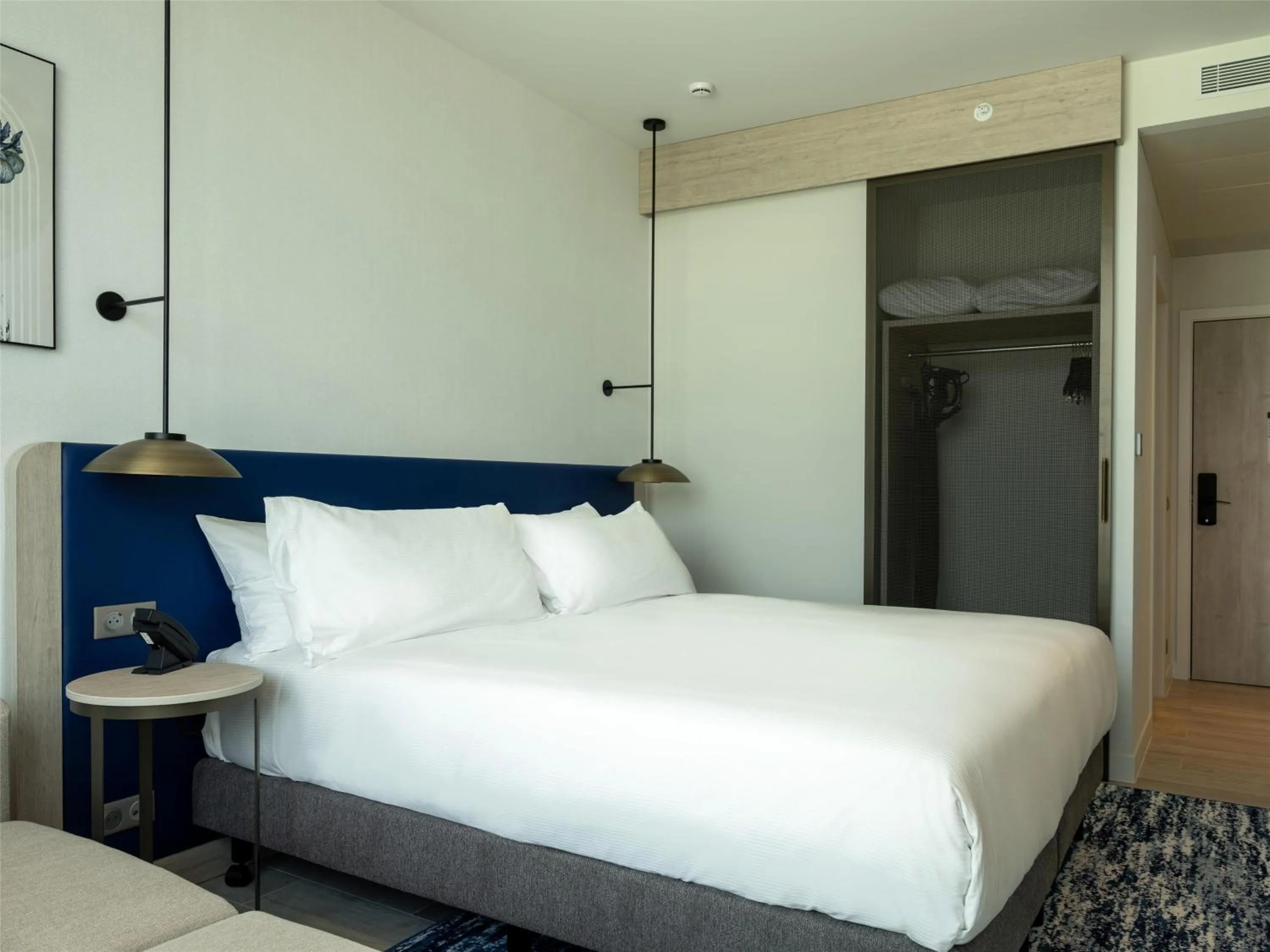 Bed in Hilton Garden Inn Brussels Airport