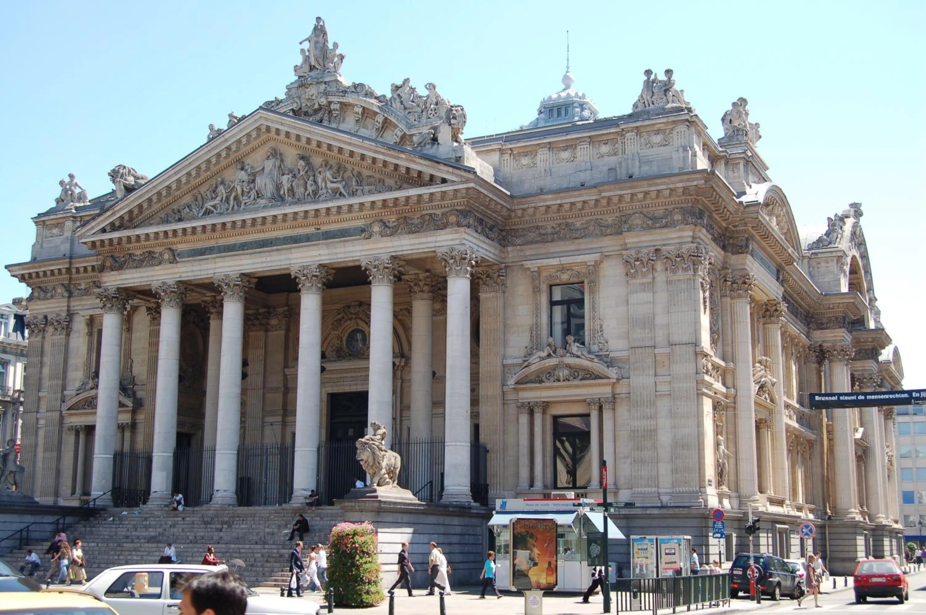 Neighbourhood in Hilton Garden Inn Brussels Airport