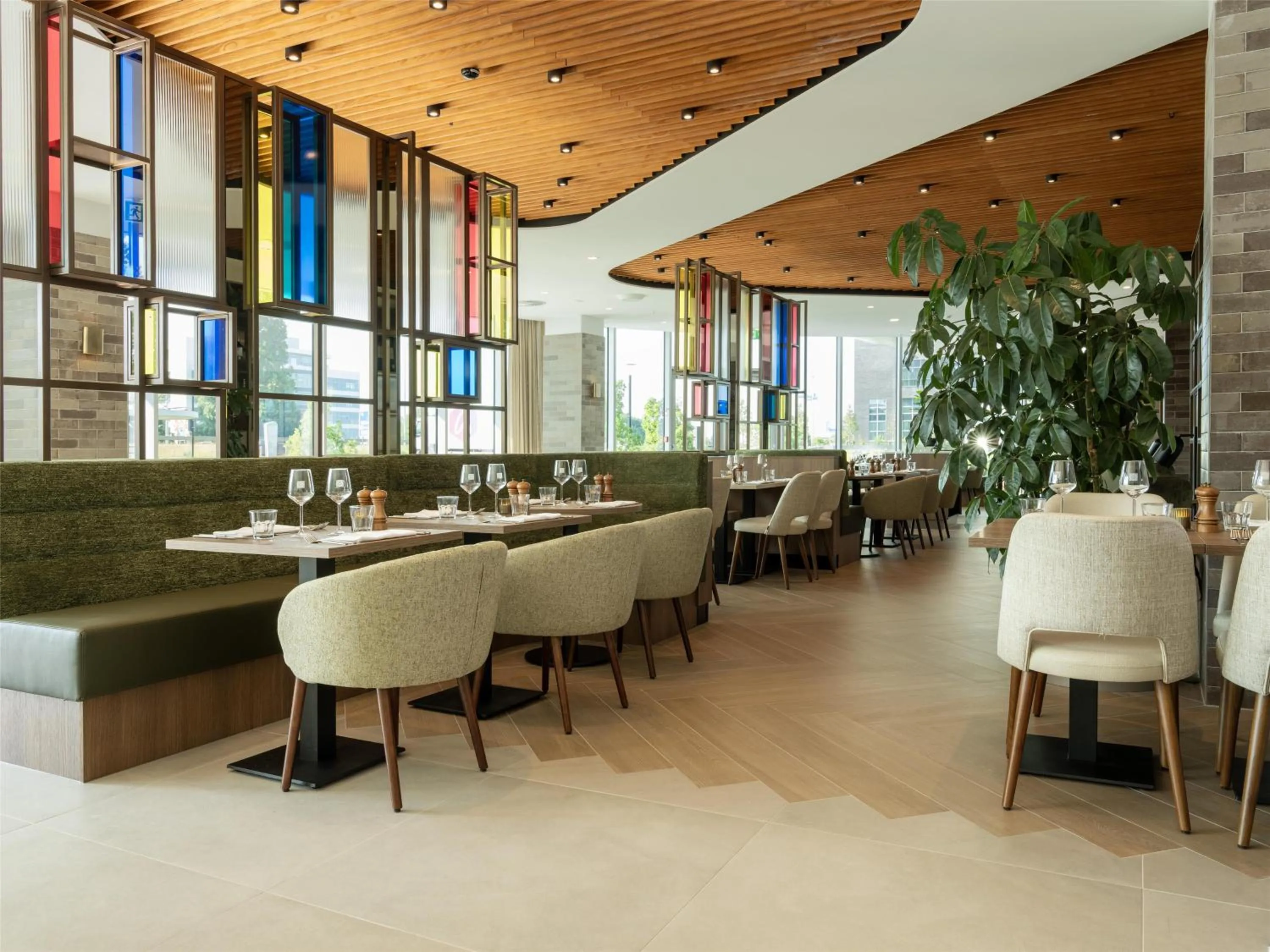 Restaurant/places to eat in Hilton Garden Inn Brussels Airport