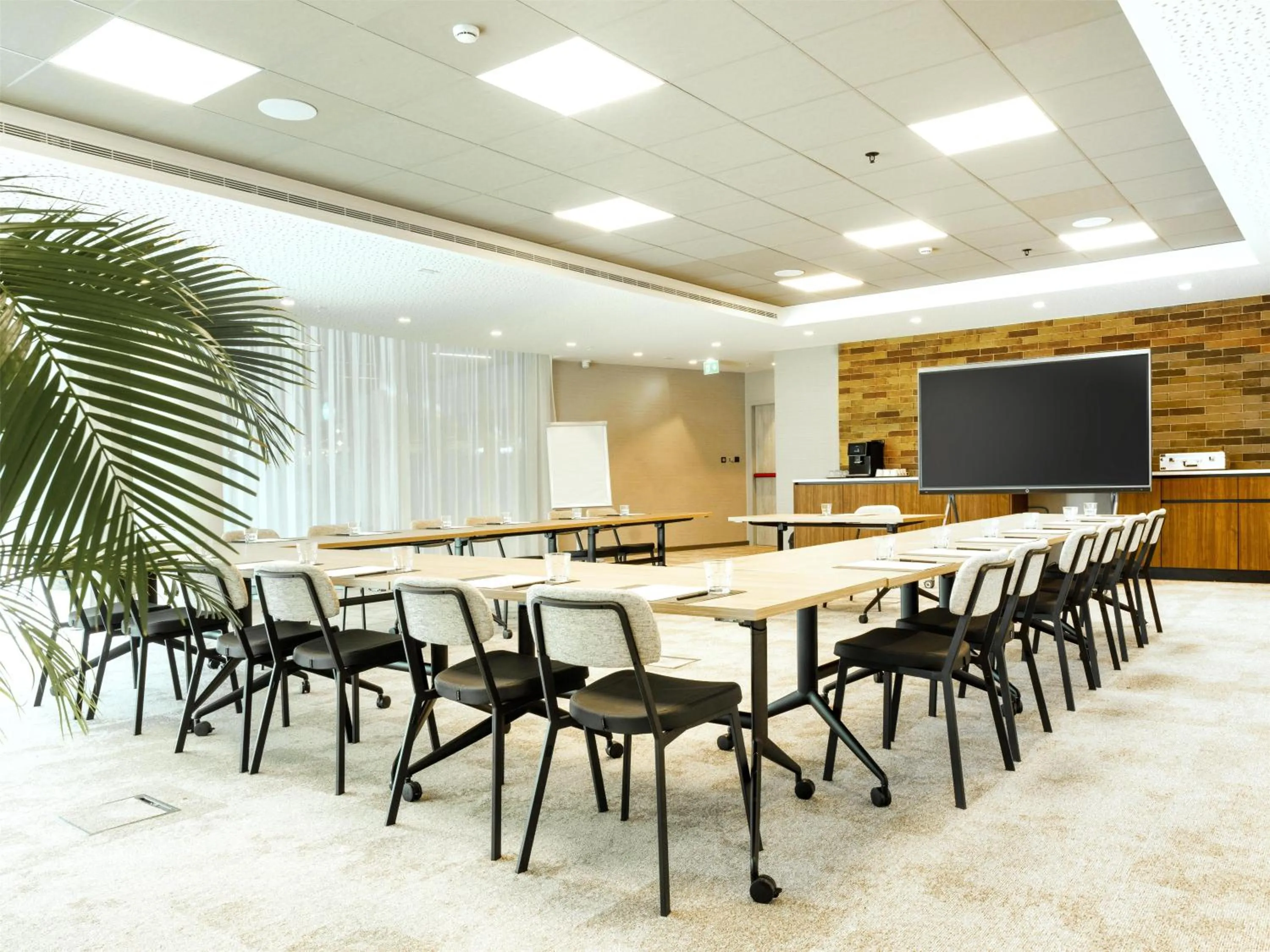 Meeting/conference room in Hilton Garden Inn Brussels Airport