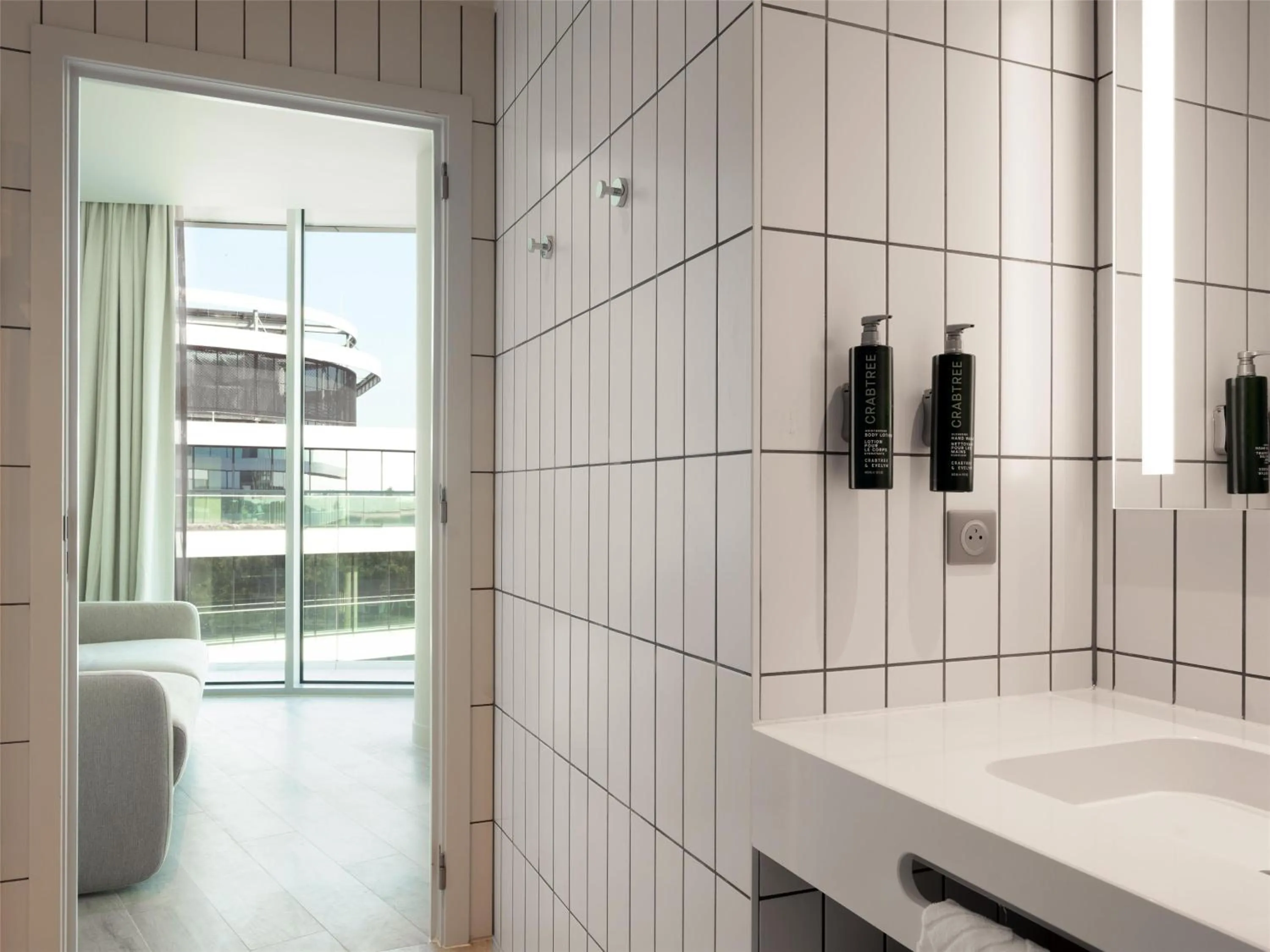 Bathroom in Hilton Garden Inn Brussels Airport