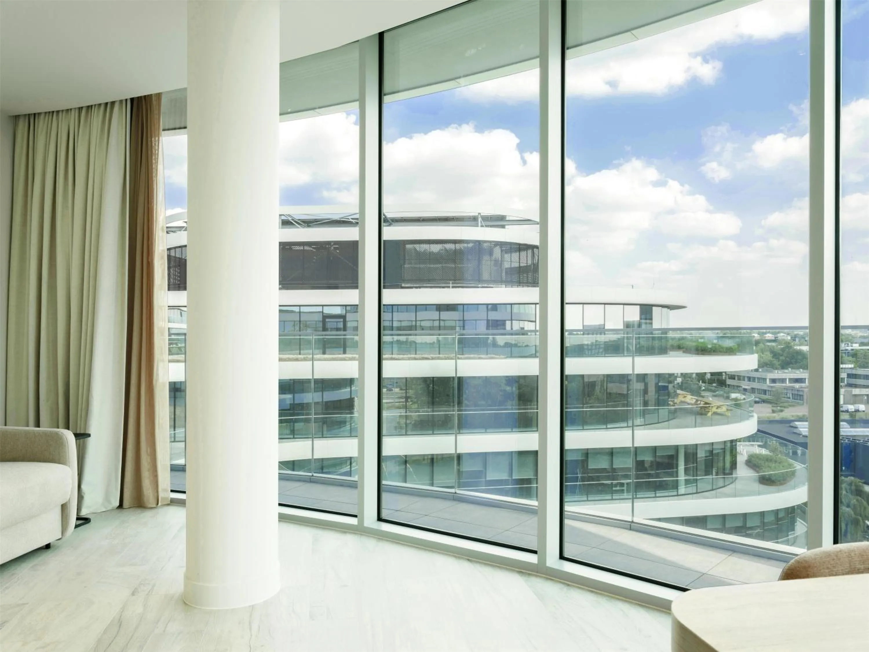 Living room in Hilton Garden Inn Brussels Airport