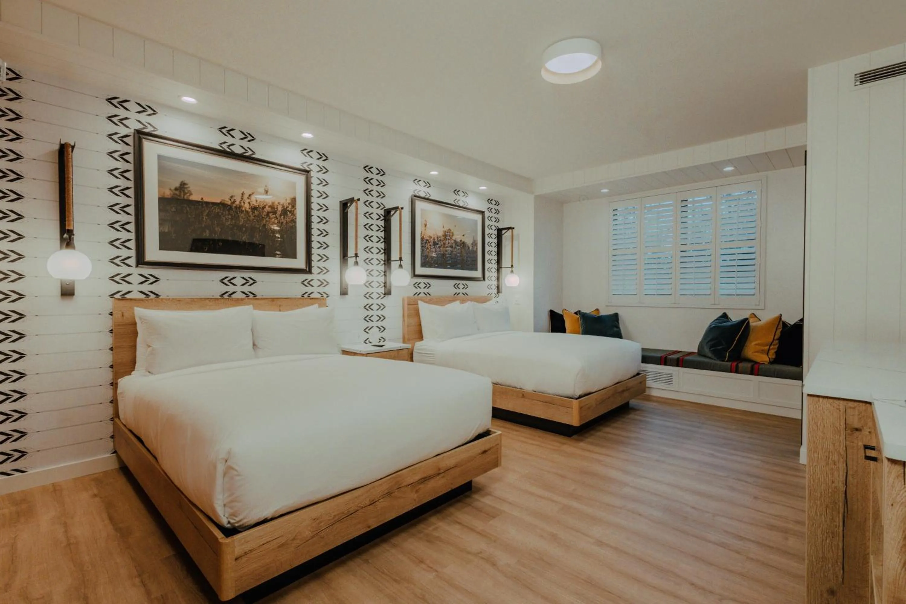 Bed in Skaneateles Fields Resort & Spa, Curio Collection By Hilton