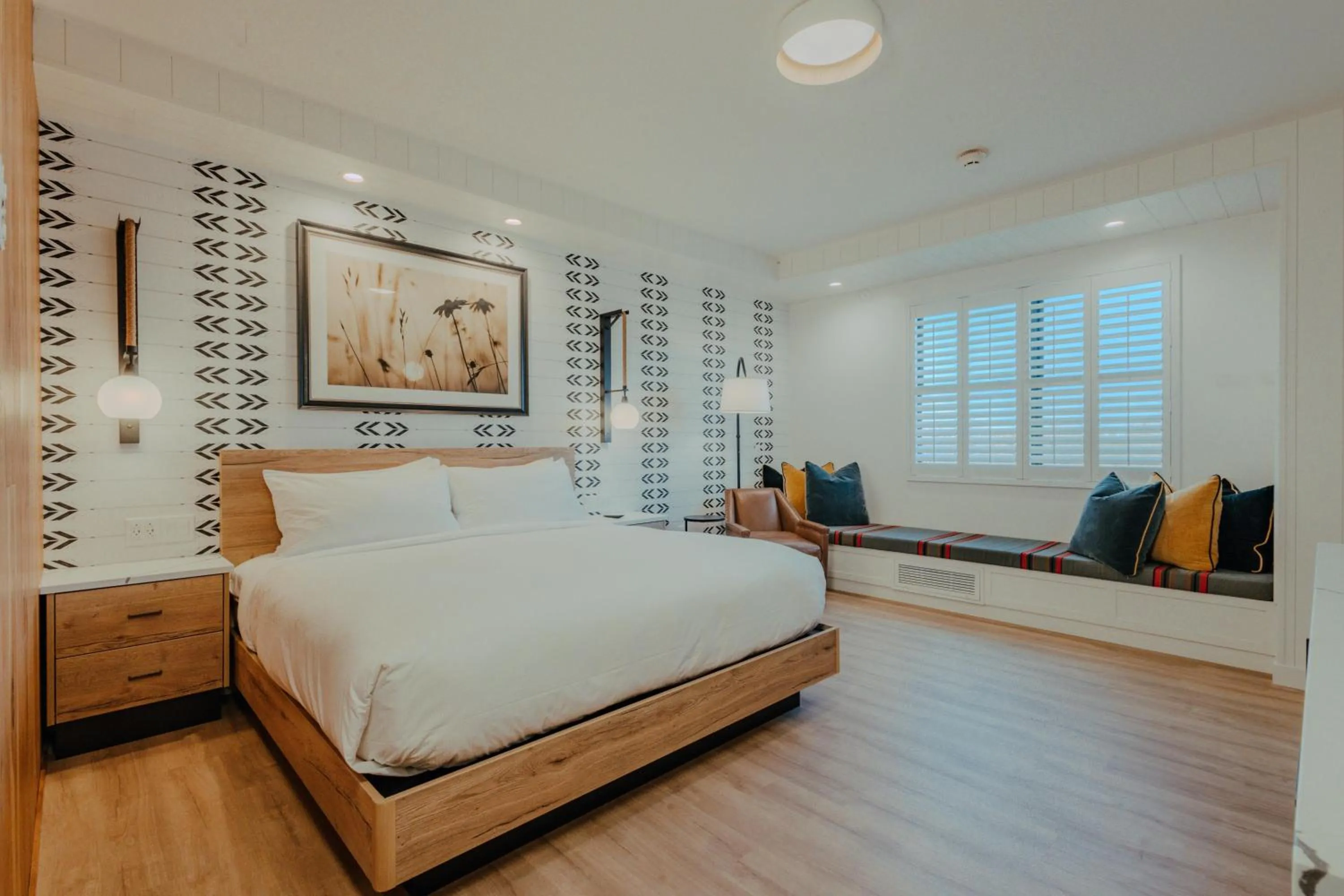 Bed in Skaneateles Fields Resort & Spa, Curio Collection By Hilton