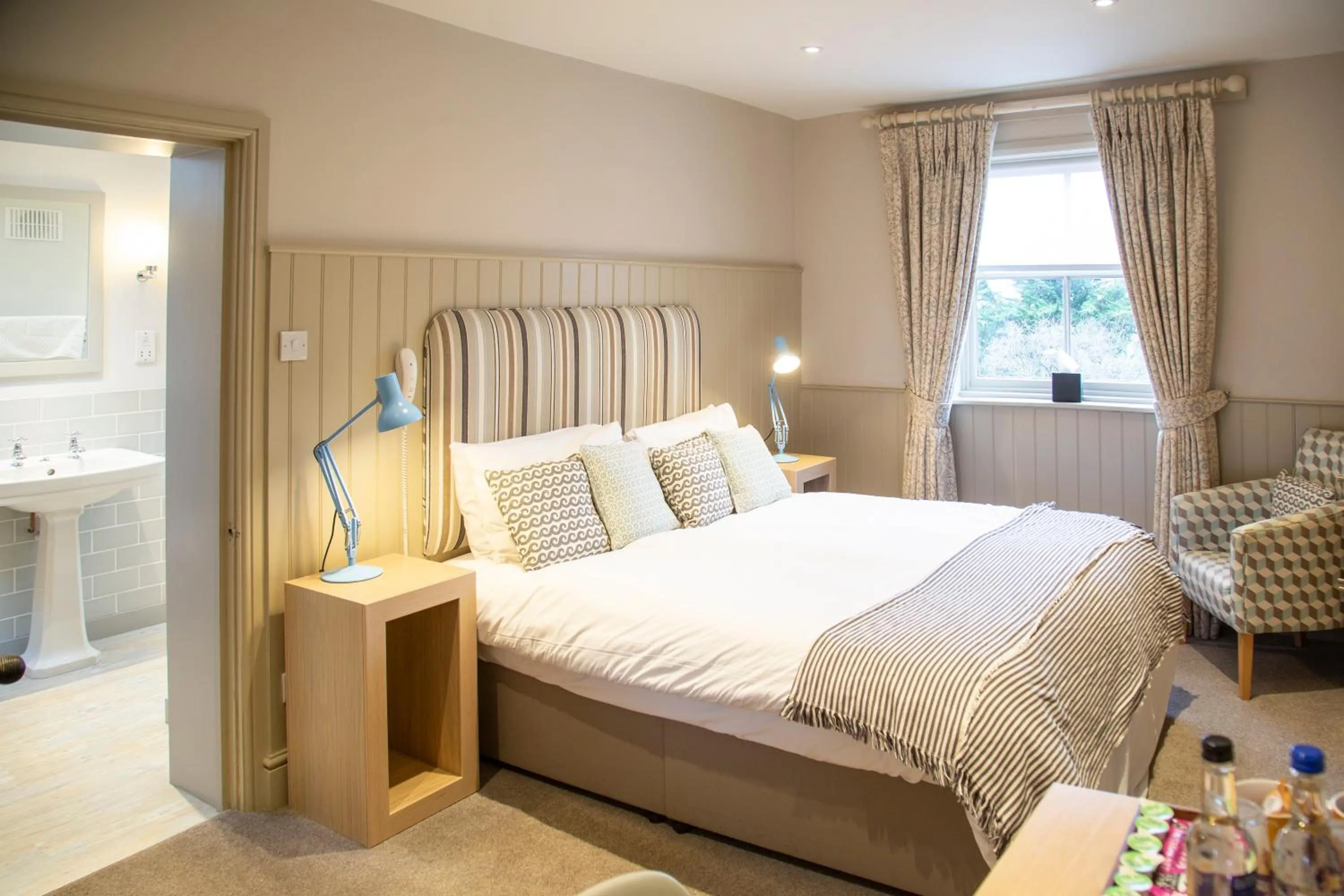 Bed in The White Horse Blakeney