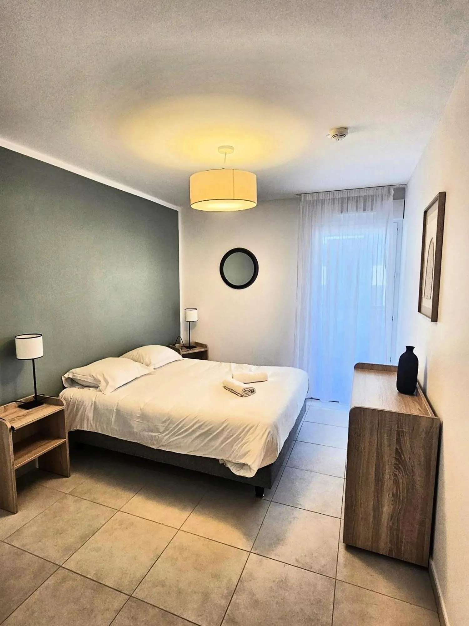 Bed in Zenao Appart'hôtels Villeneuve Loubet