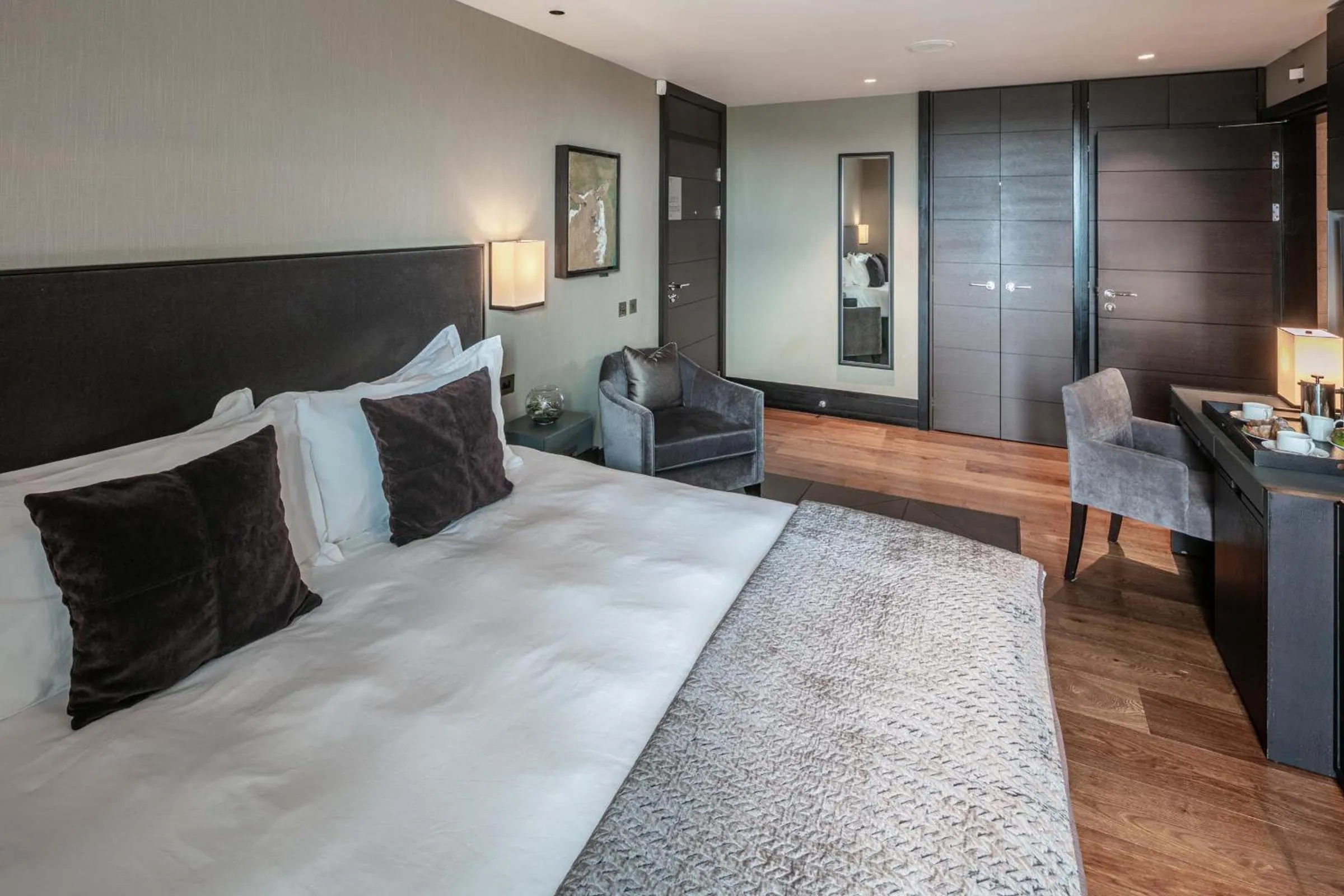 Bed in Twr y Felin Hotel