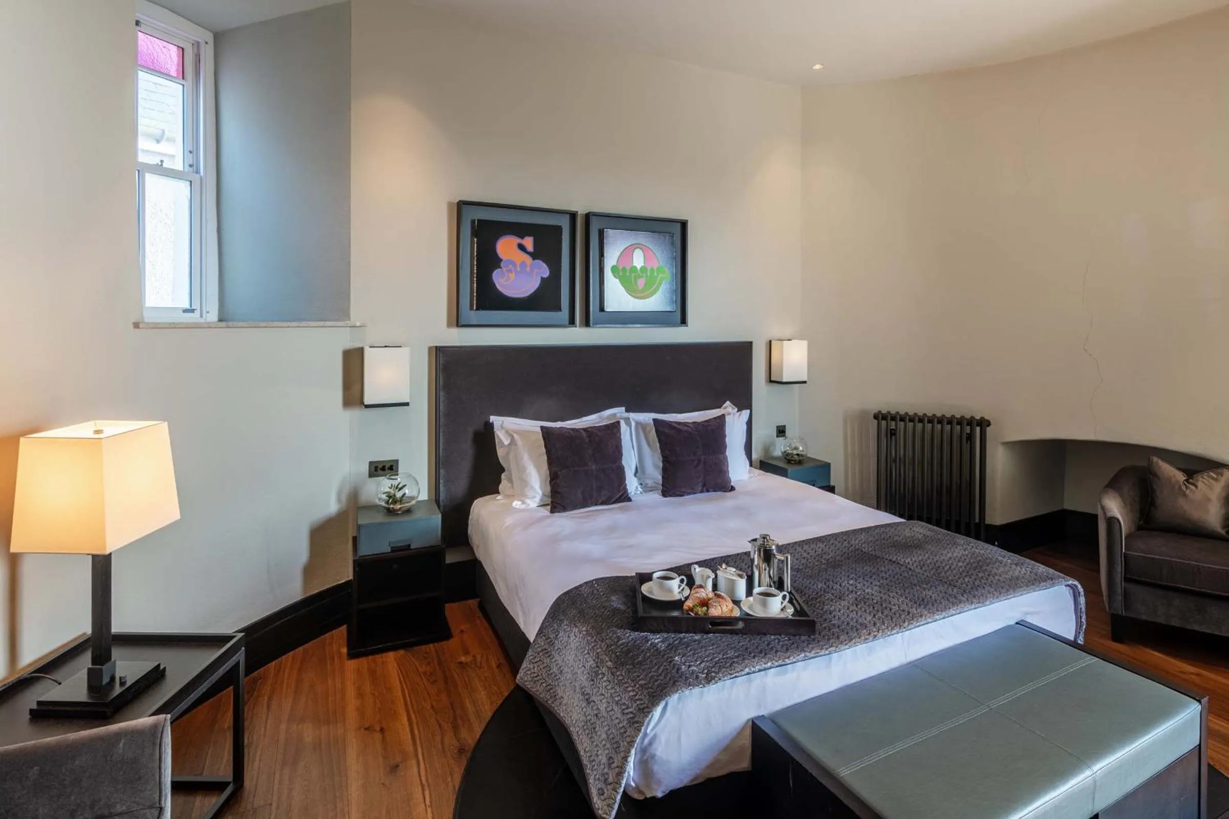 Bed in Twr y Felin Hotel