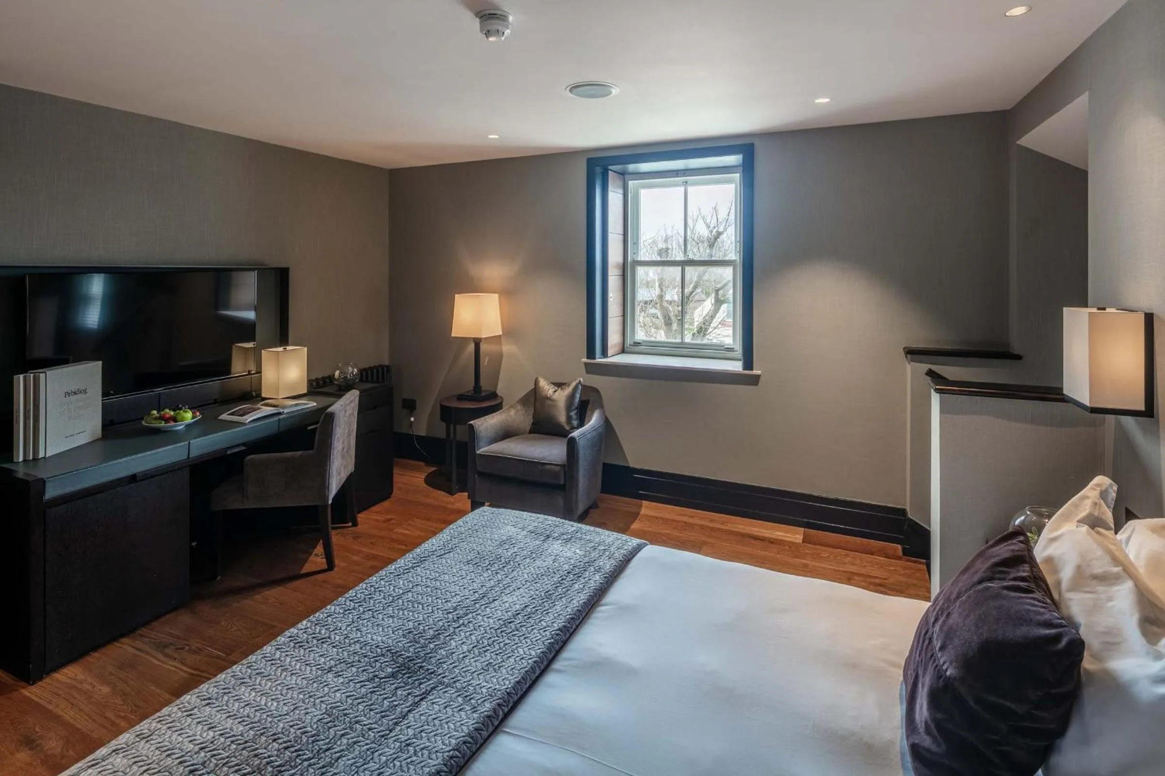 Bed in Twr y Felin Hotel