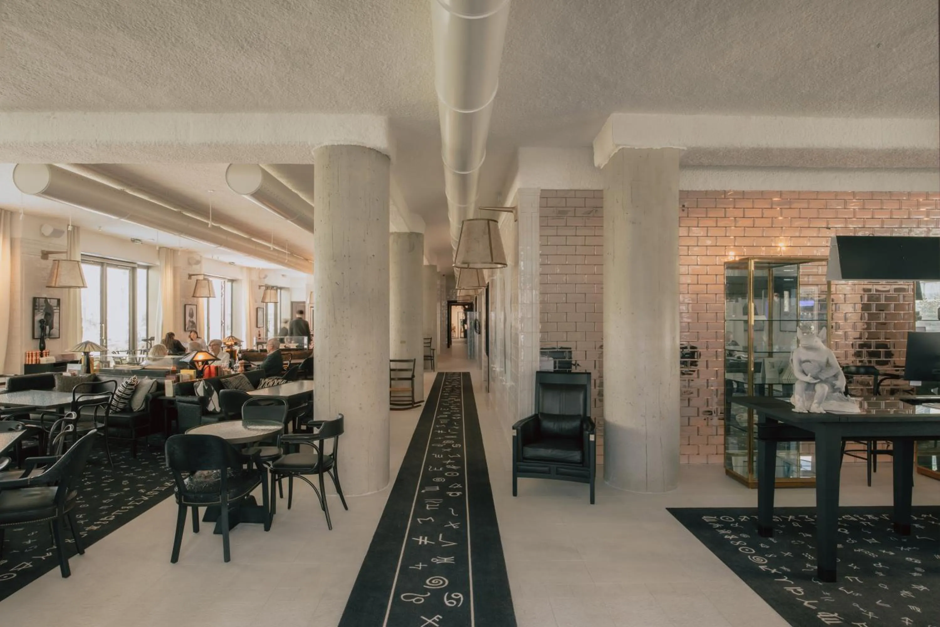 Facade/entrance in Maison Heler Metz, Curio Collection By Hilton