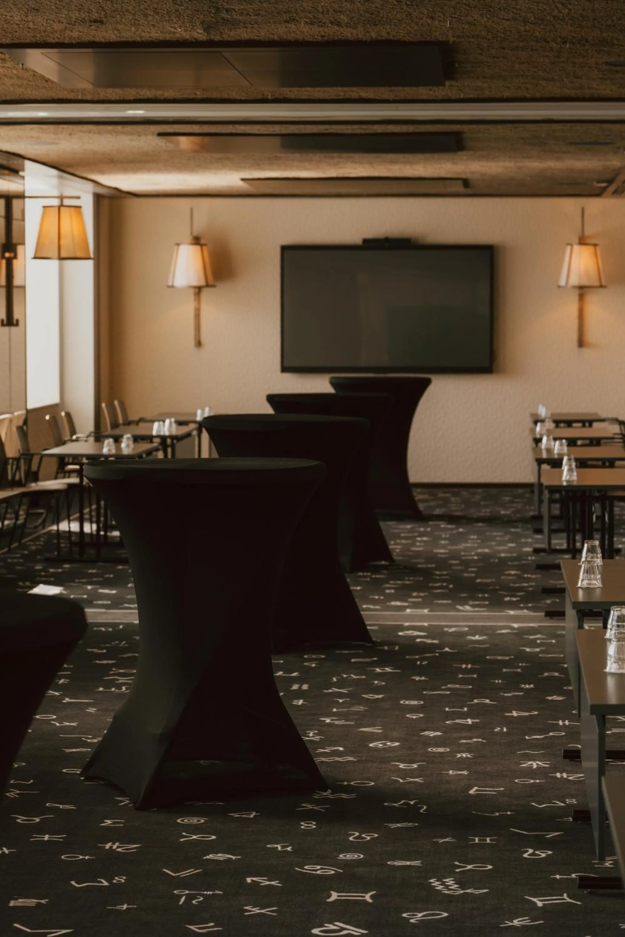 Meeting/conference room in Maison Heler Metz, Curio Collection By Hilton