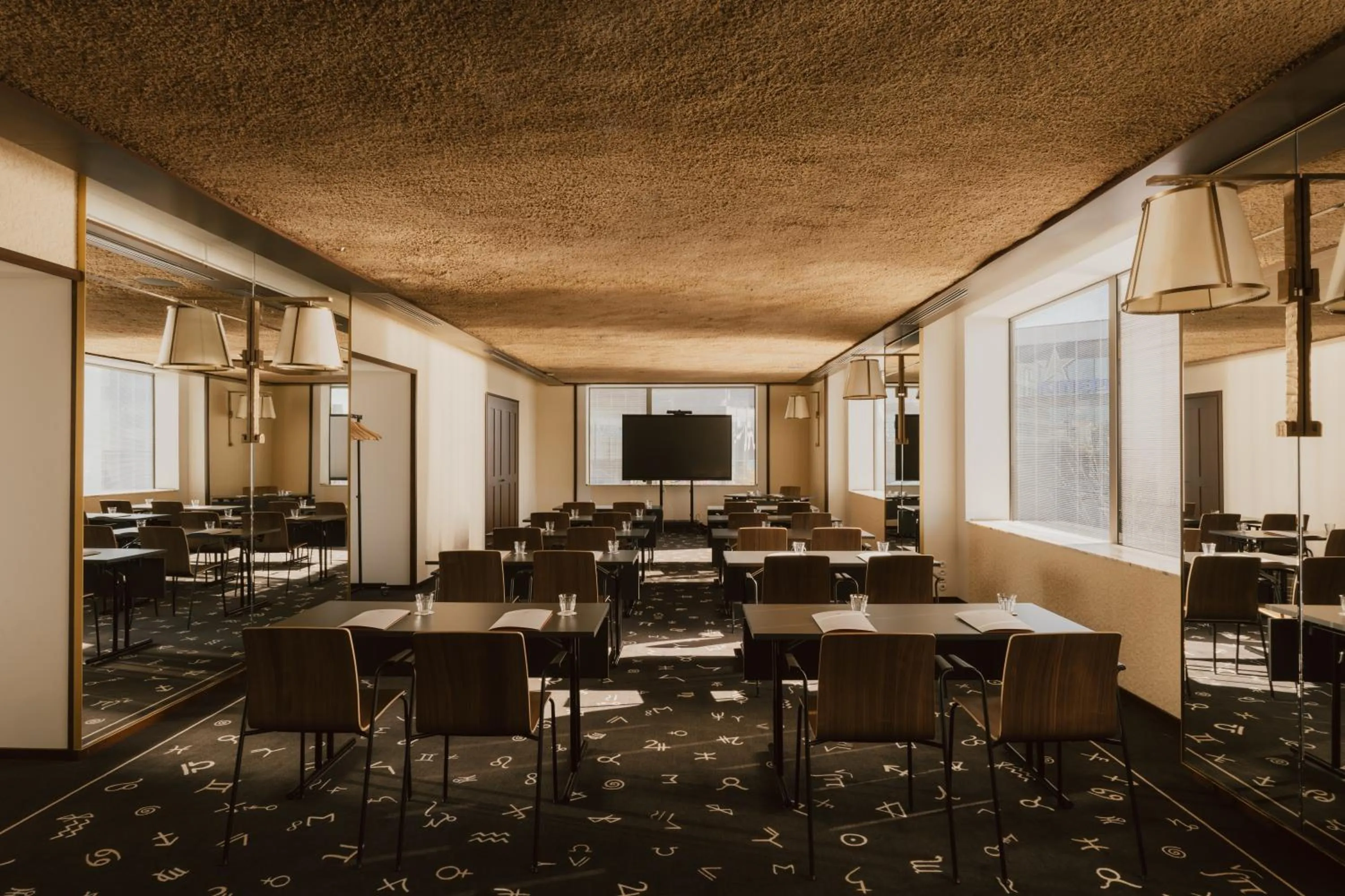 Meeting/conference room in Maison Heler Metz, Curio Collection By Hilton