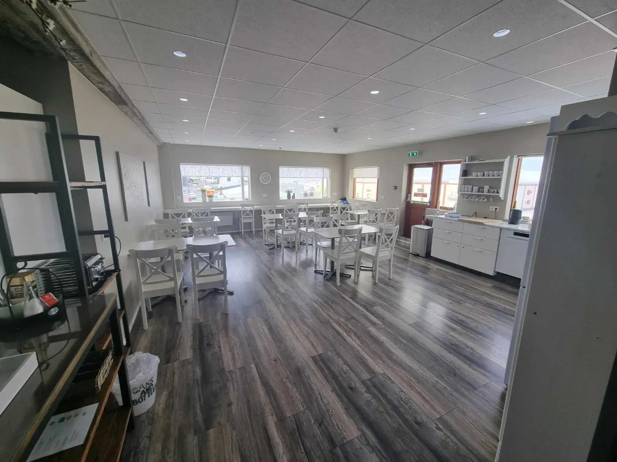 Standard Twin Room with Mountain View - single occupancy in Við Hafið Guesthouse Standard Twin Room with Mountain View - single occupancy in Við Hafið Guesthouse