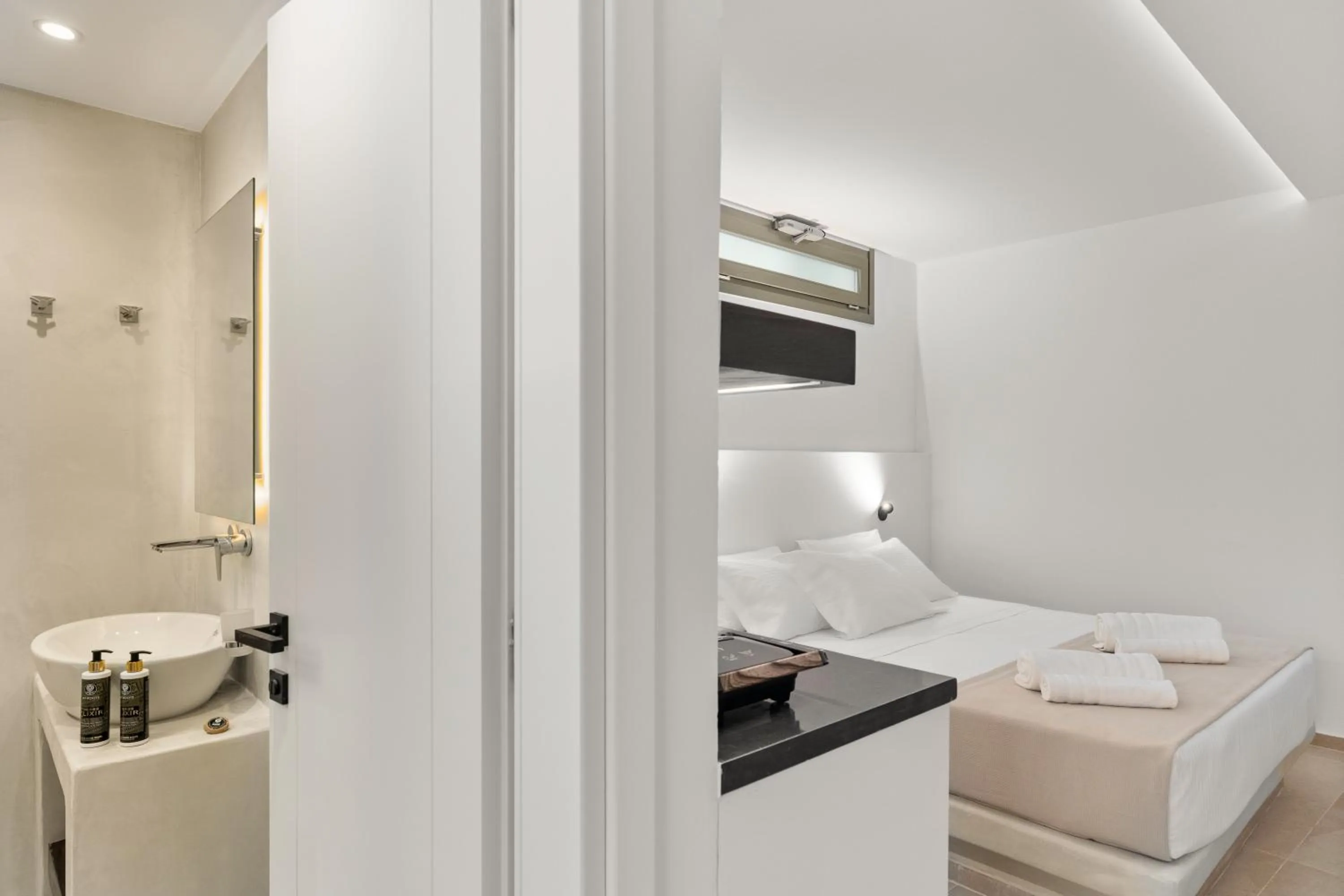 Bathroom, Bed in Dream of Paros