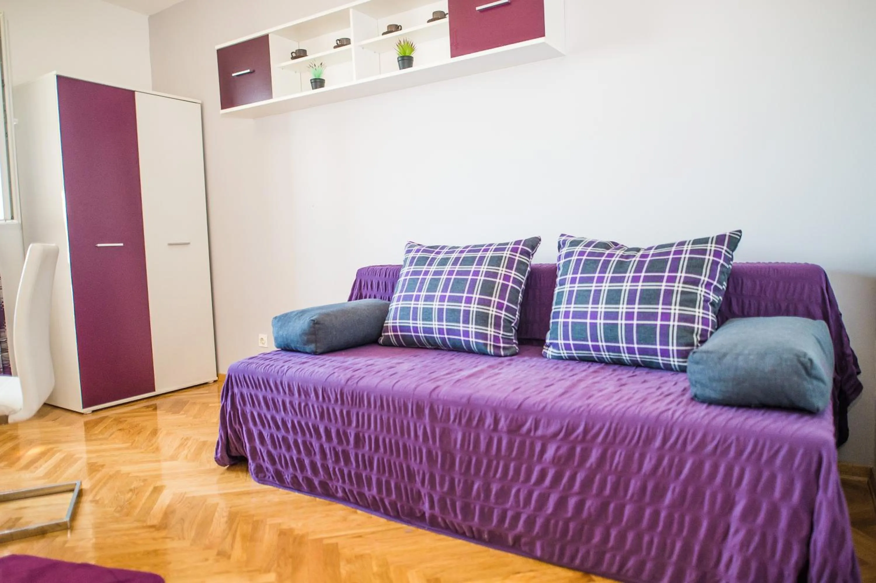 Bed in Apartments Kike&Ana