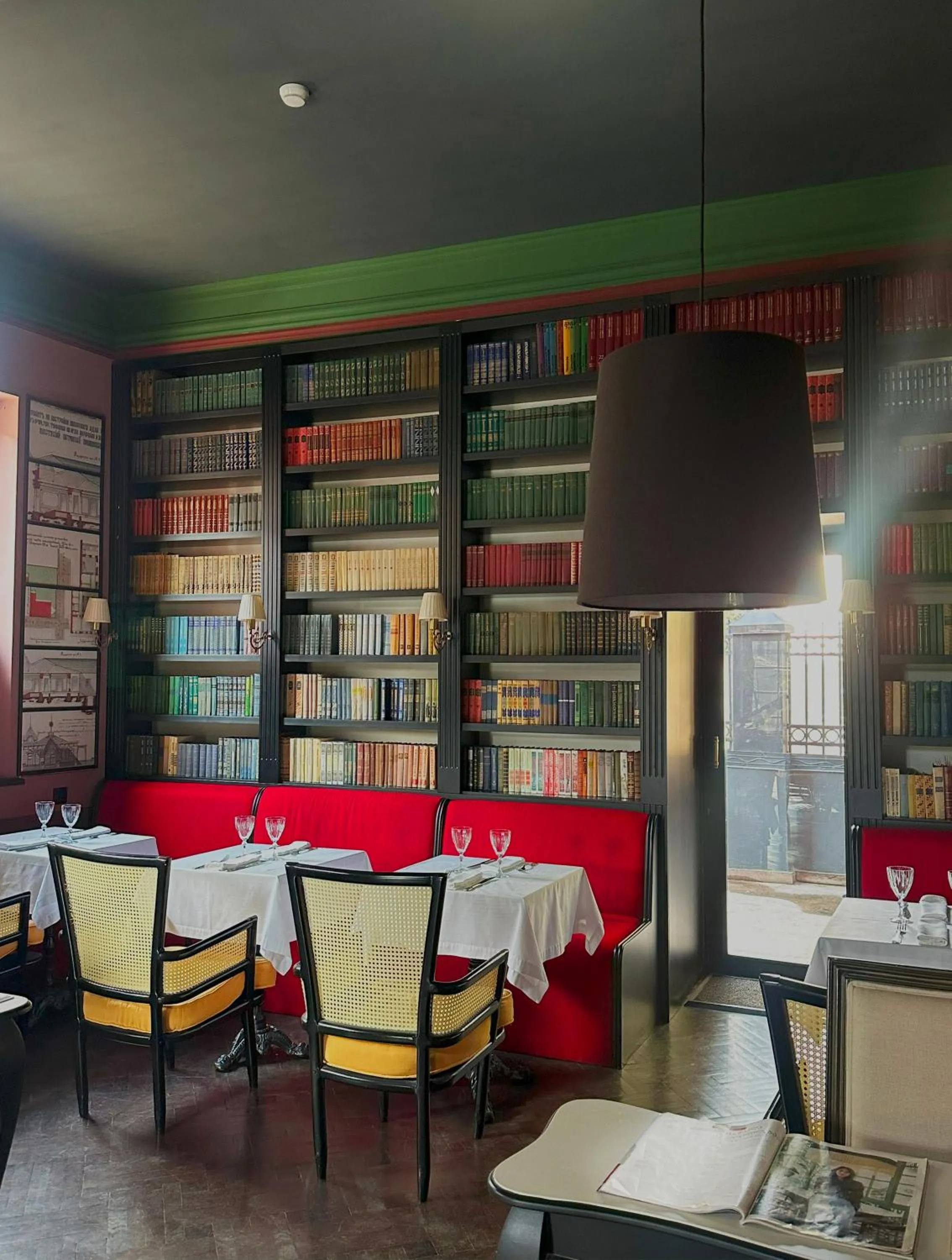 Restaurant/places to eat in Reikartz City Tbilisi Hotel