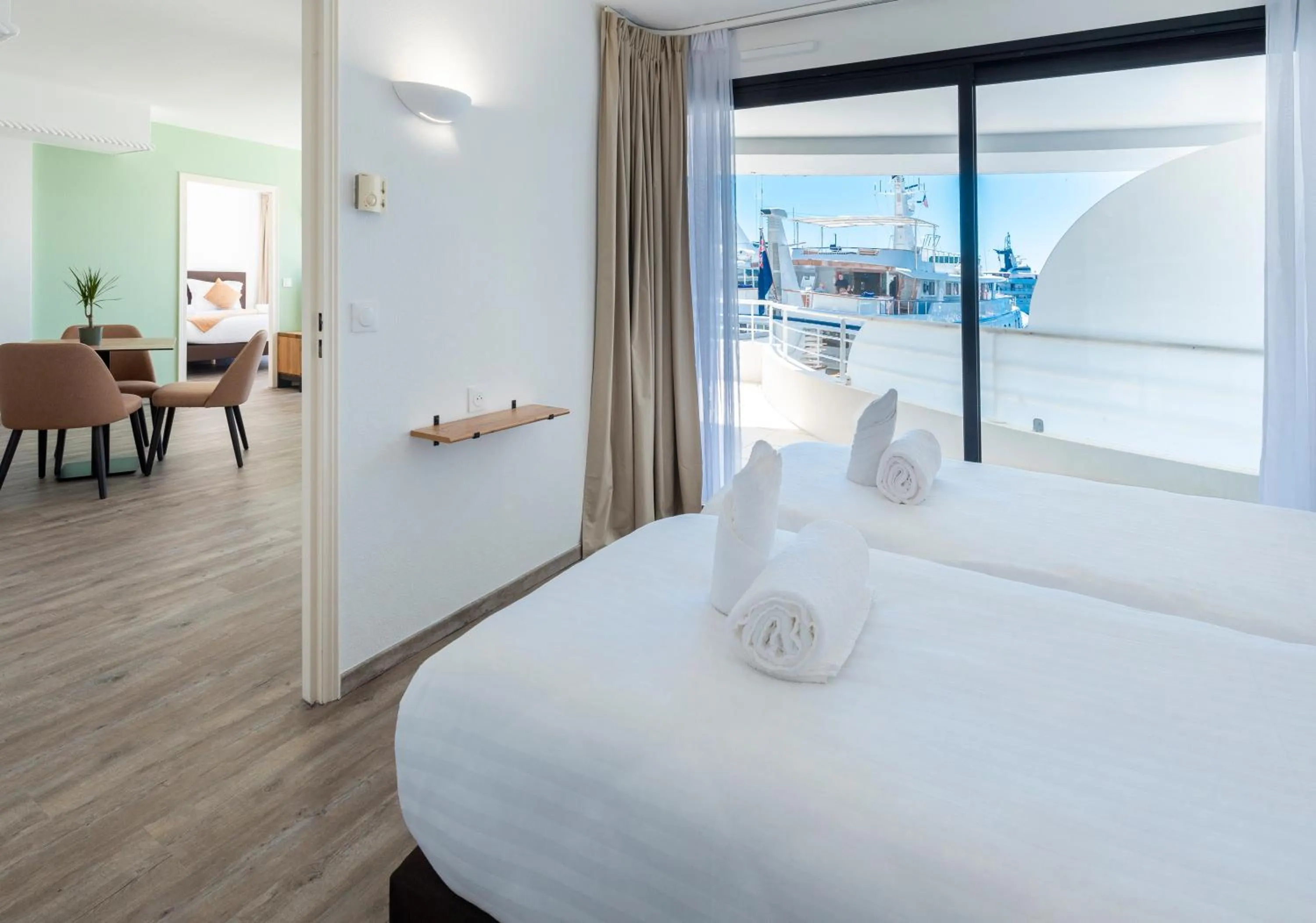 Bed in Résidence Cap Winston