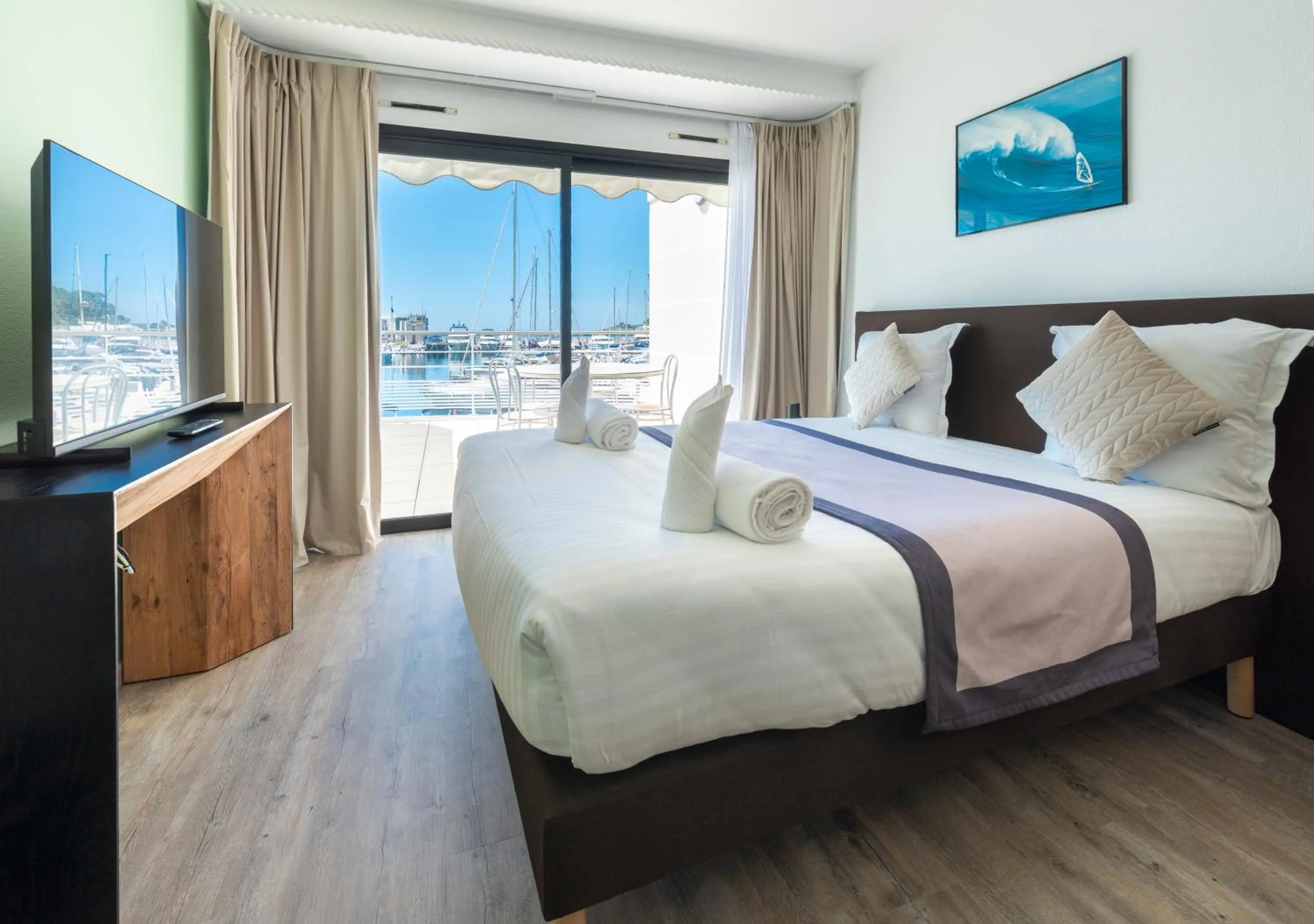 Bed in Résidence Cap Winston