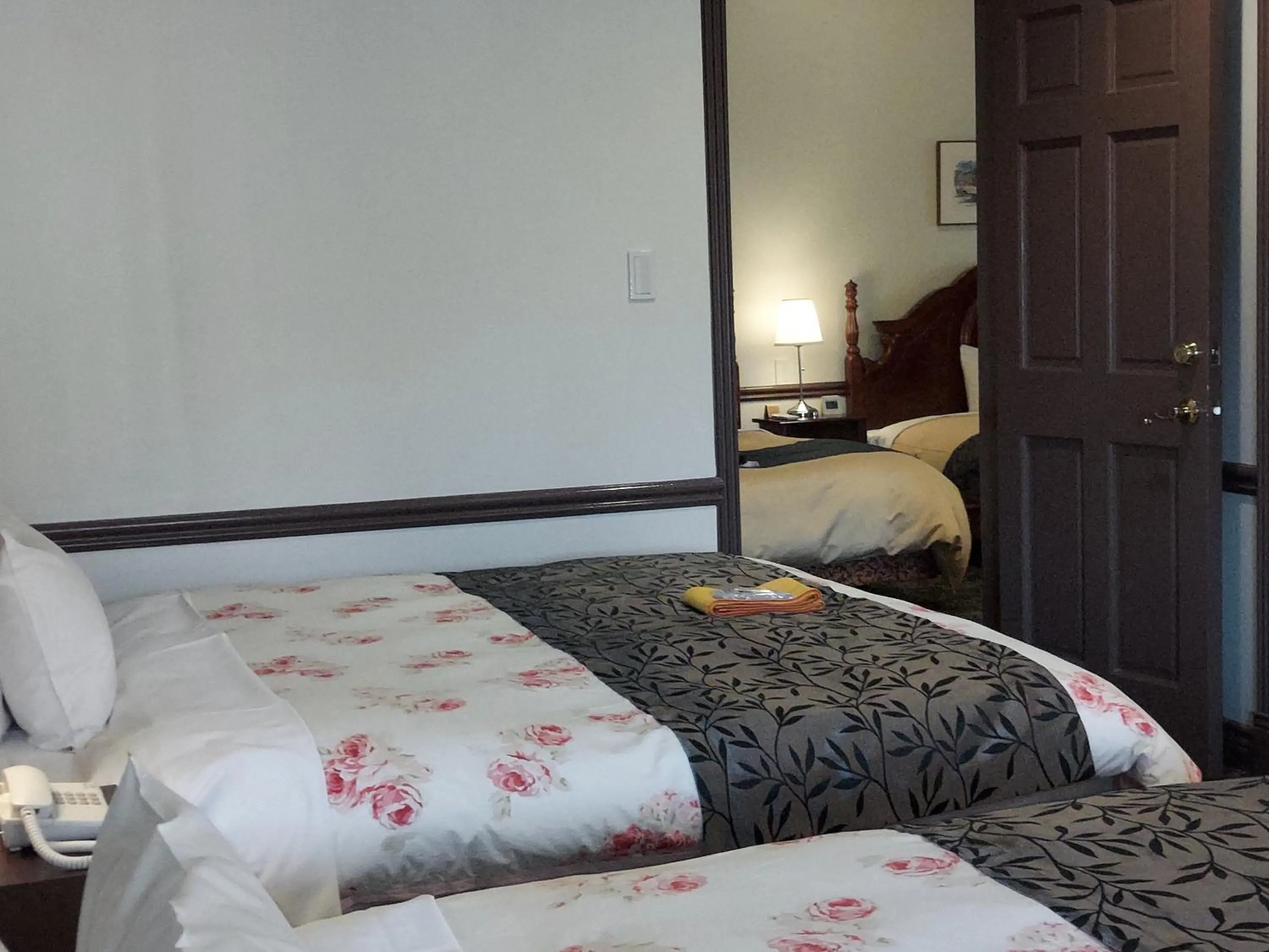 Photo of the whole room, Bed in Yufuin Hotel Mori-no-Terrace