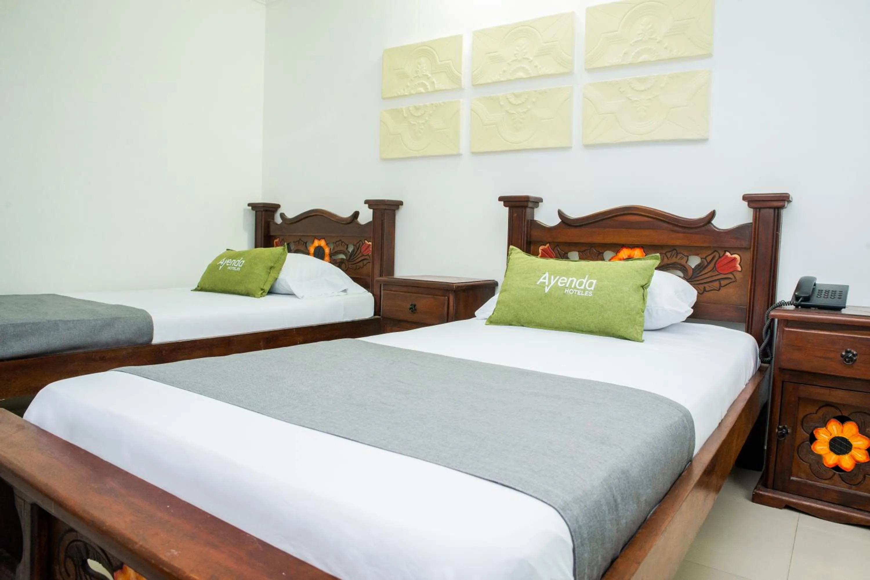 Bed in Ayenda 1315 Candiac