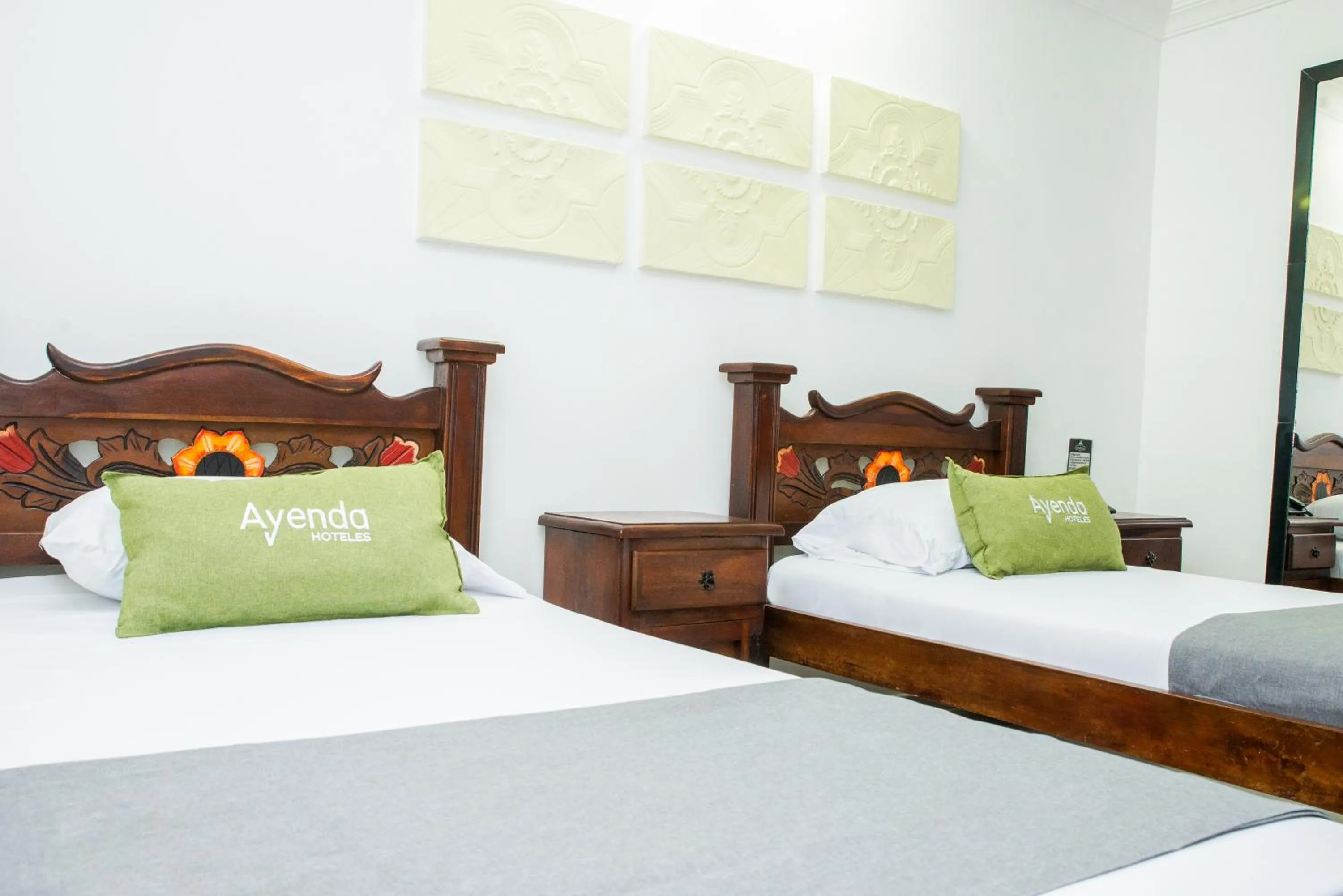 Bed in Ayenda 1315 Candiac