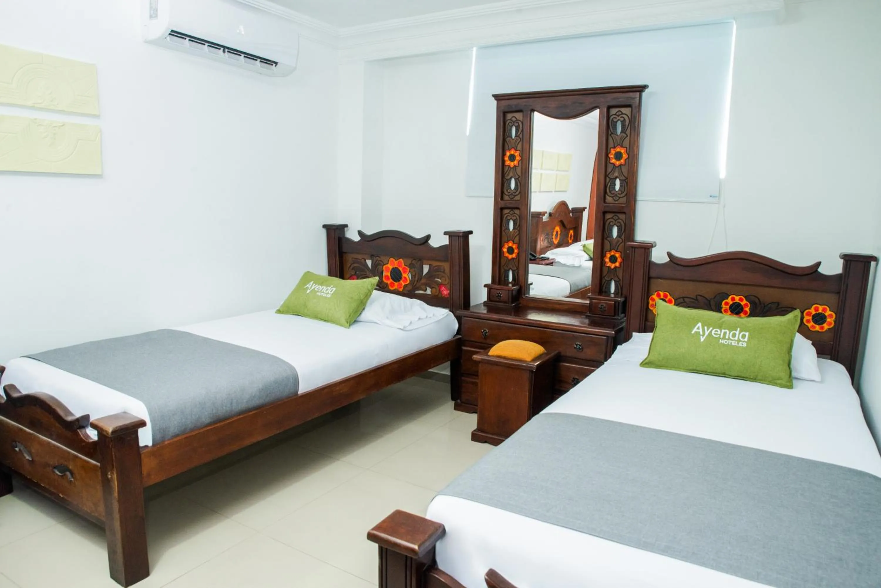 Bed in Ayenda 1315 Candiac