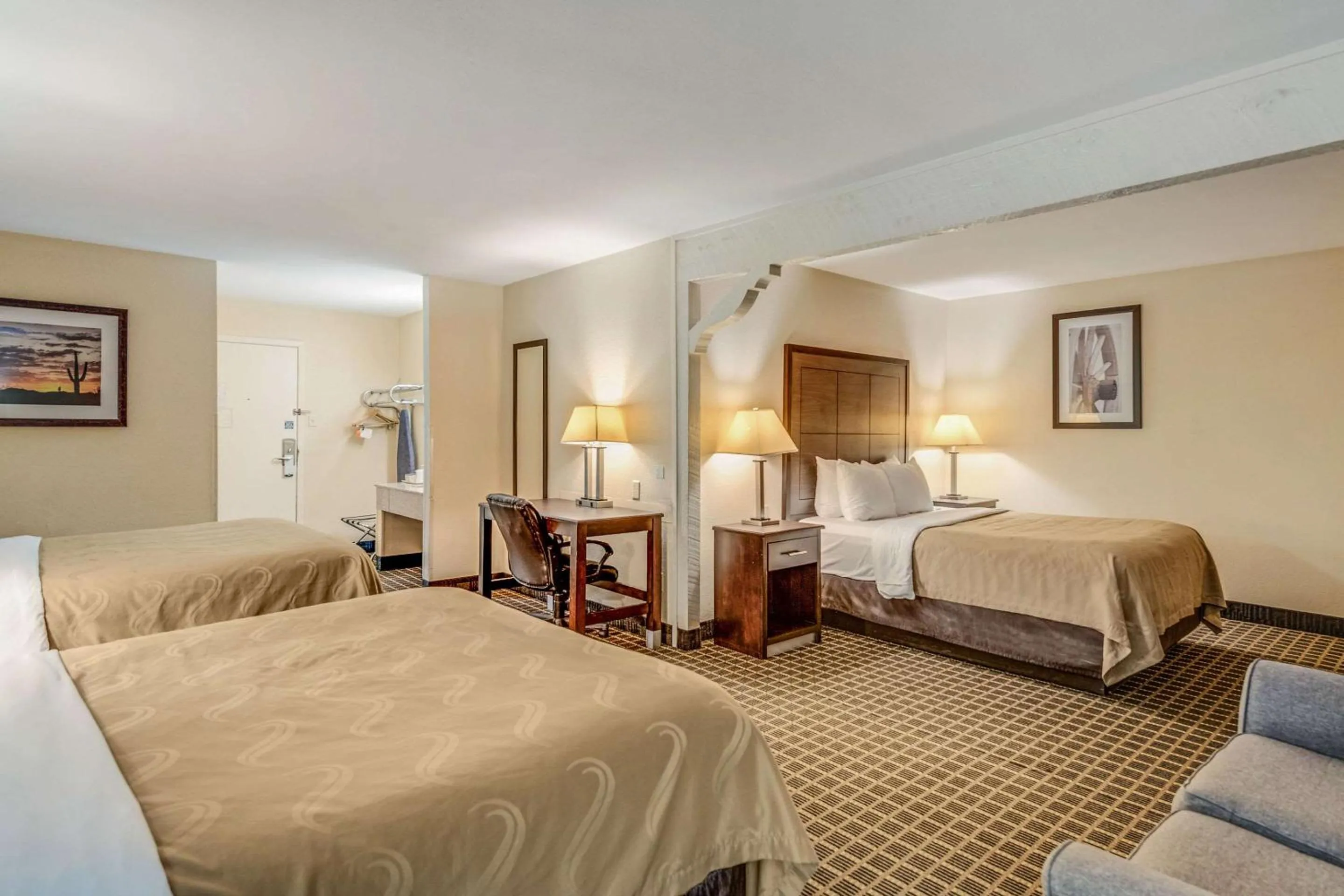 Bedroom, Bed in Quality Inn Ozona I-10