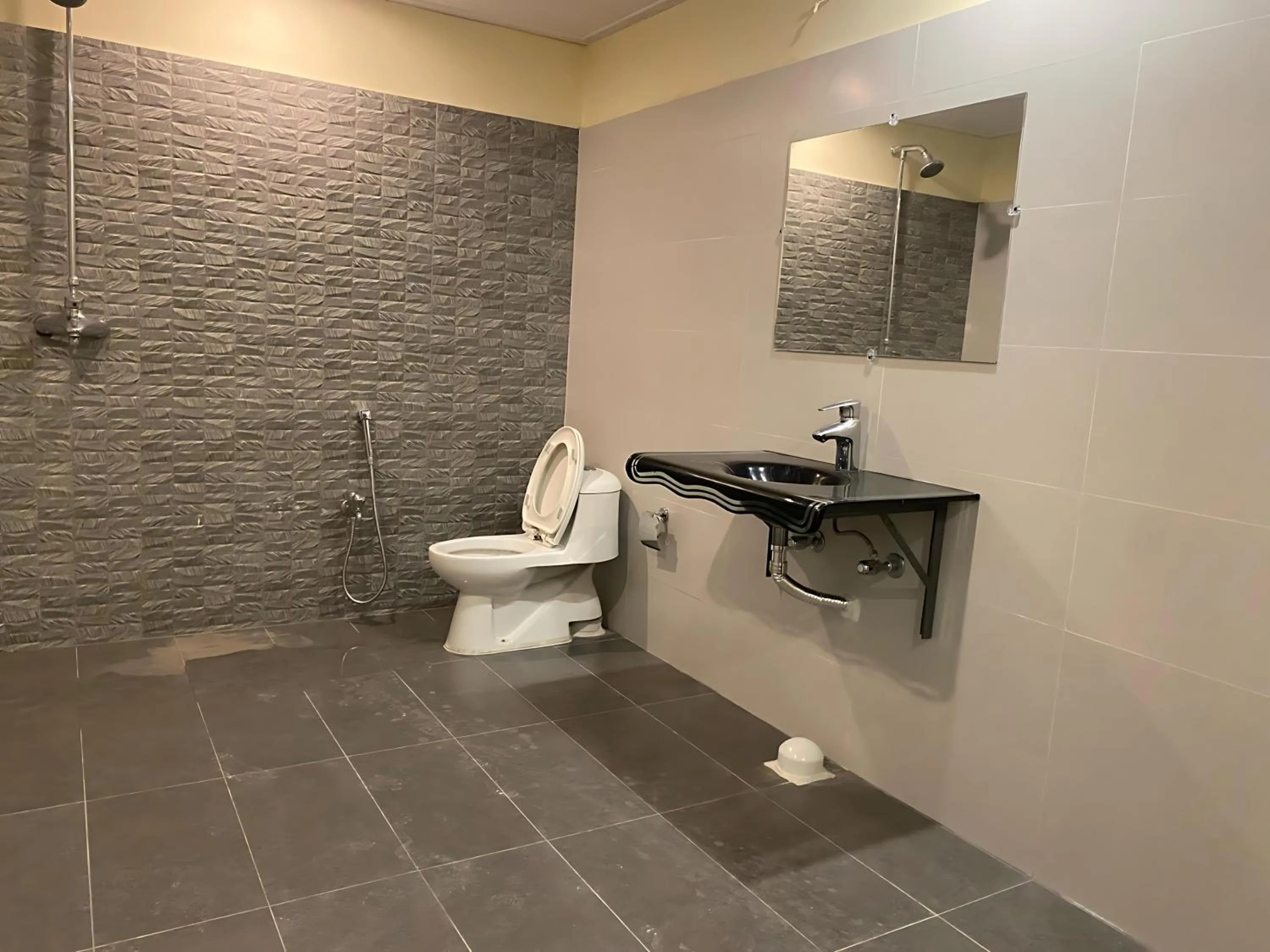 Bathroom in Pinemont Hotel, Murree