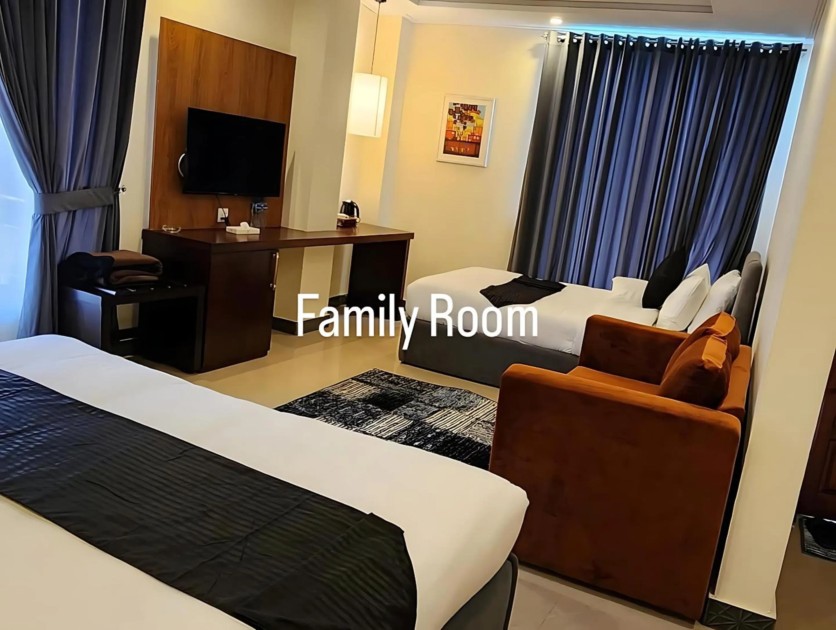 Bedroom in Pinemont Hotel, Murree